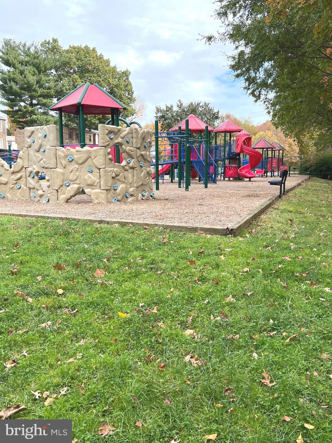 BRIGHTON WEST - Residential