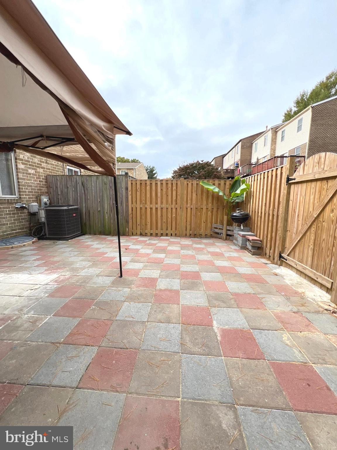 BRIGHTON WEST - Residential