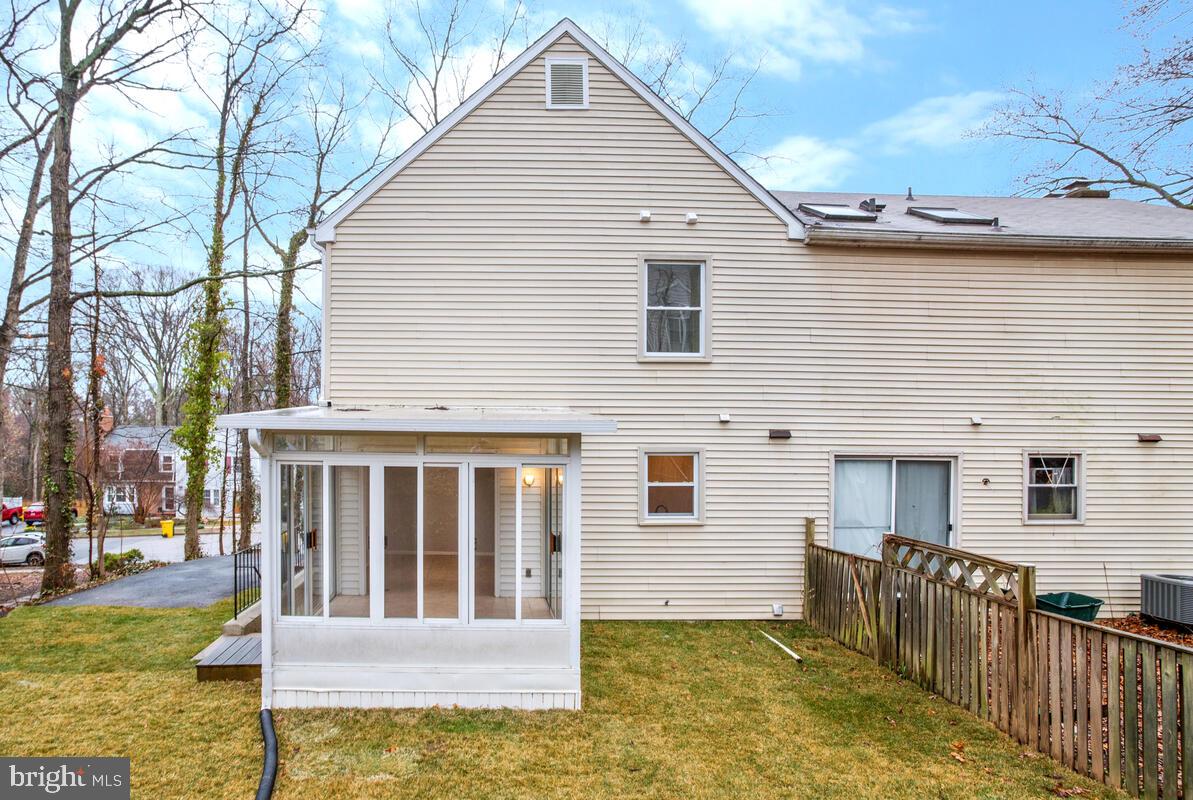 OAK HILL - Residential