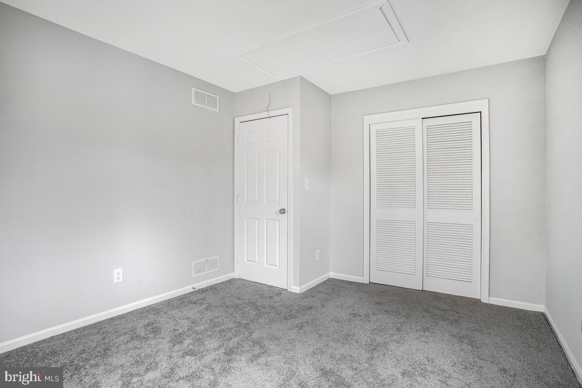 OAK HILL - Residential