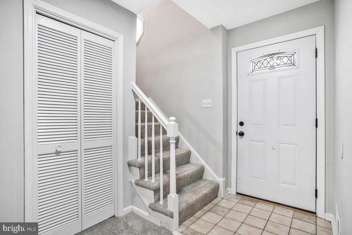 90 STRATFORD DRIVE