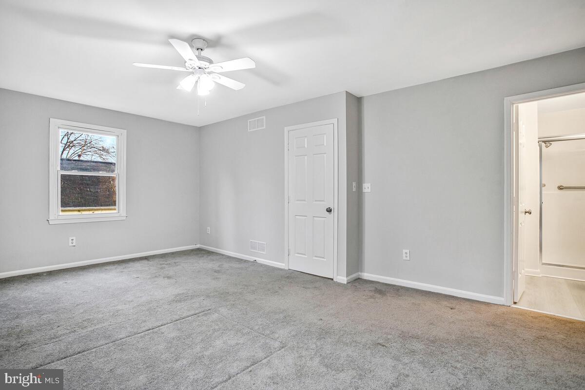 OAK HILL - Residential