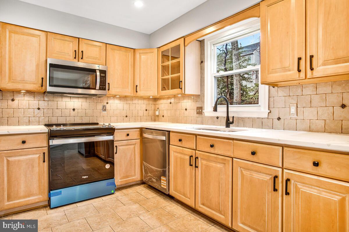 OAK HILL - Residential