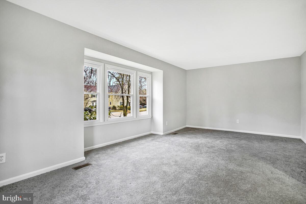 OAK HILL - Residential