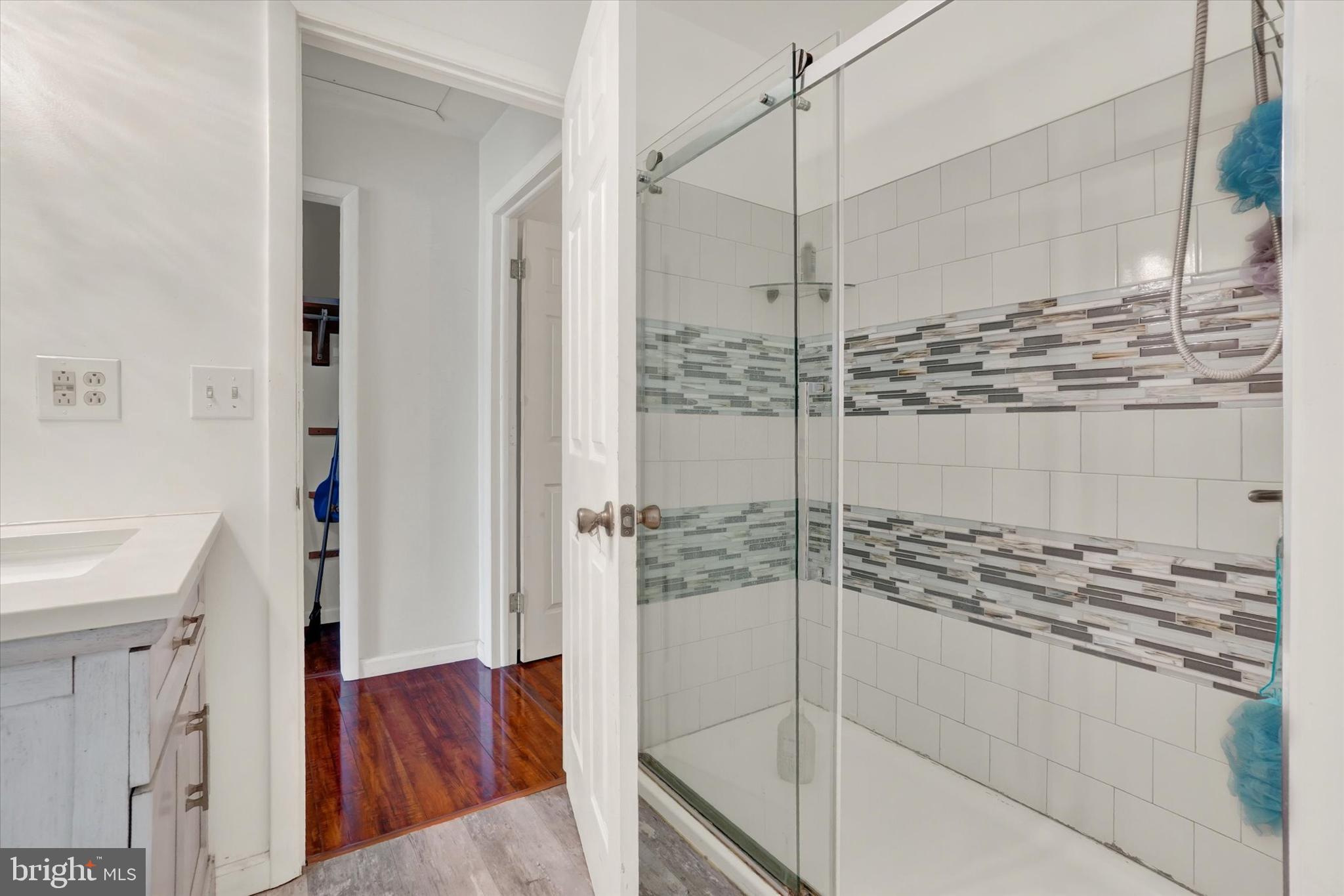 WILLOW CREEK FARMS - Residential