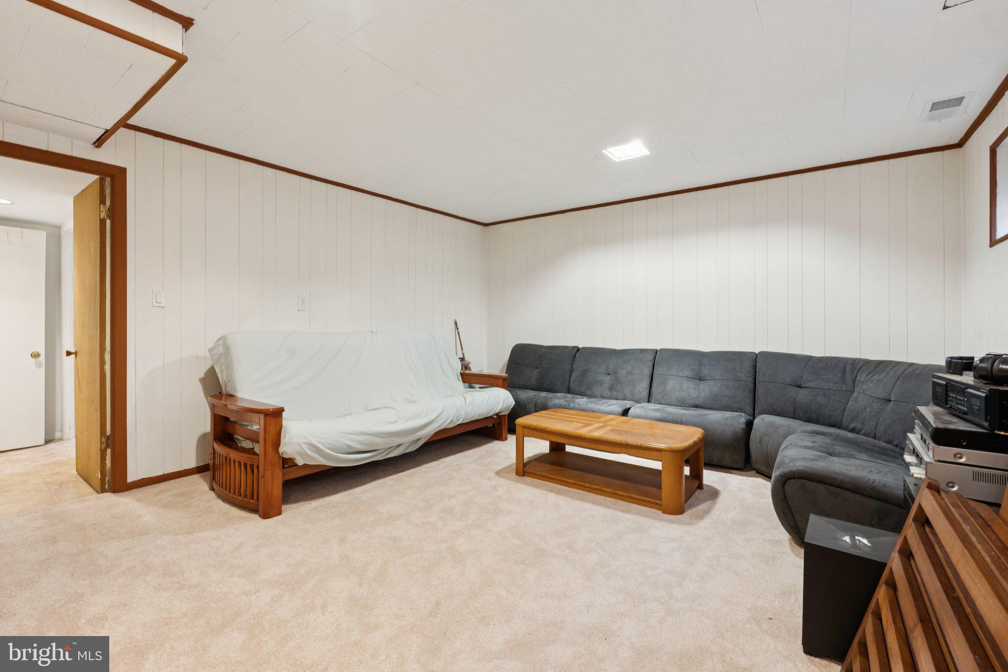 STRATHMEADE SQUARE - Residential Lease