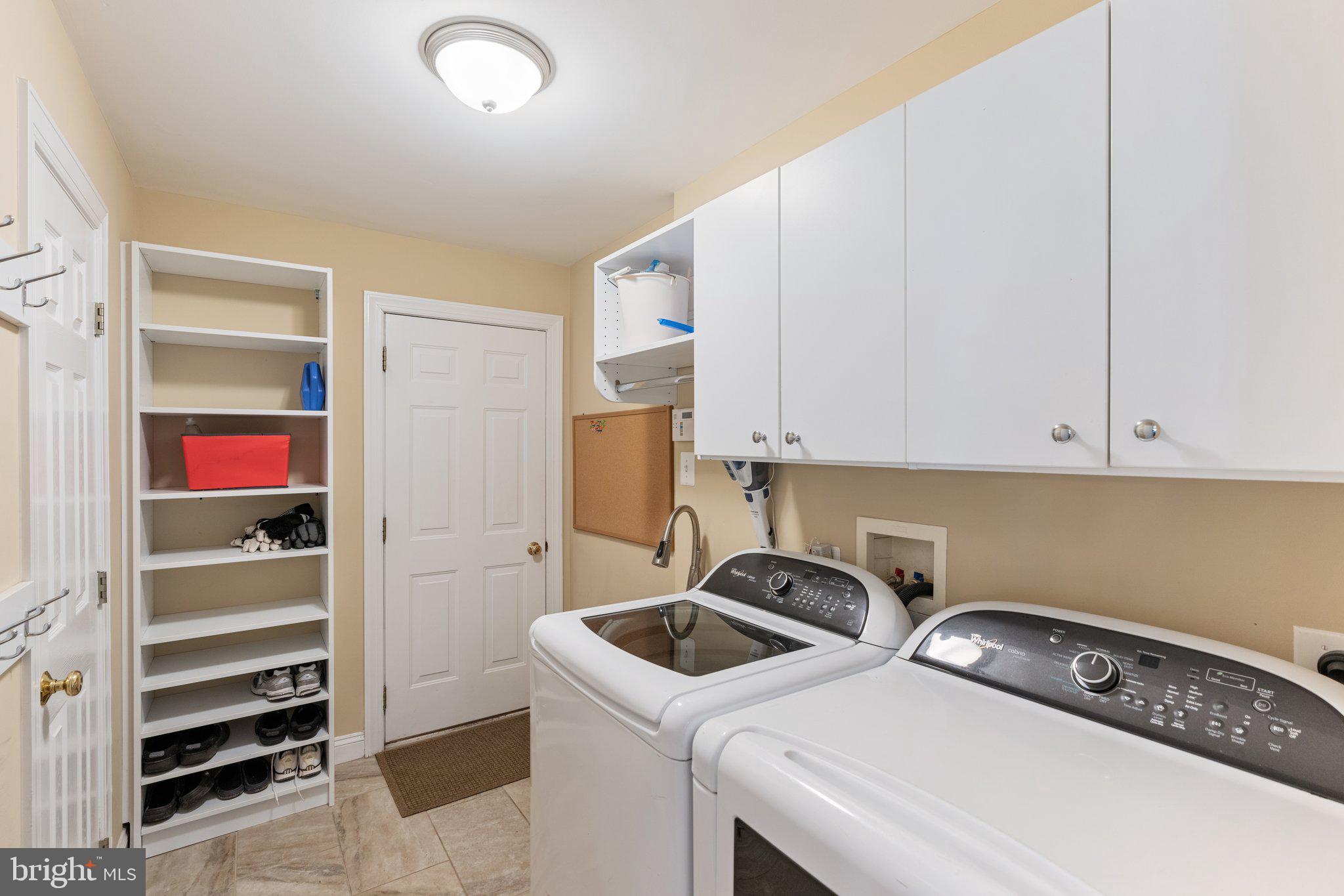 CLEARVIEW ESTS - Residential