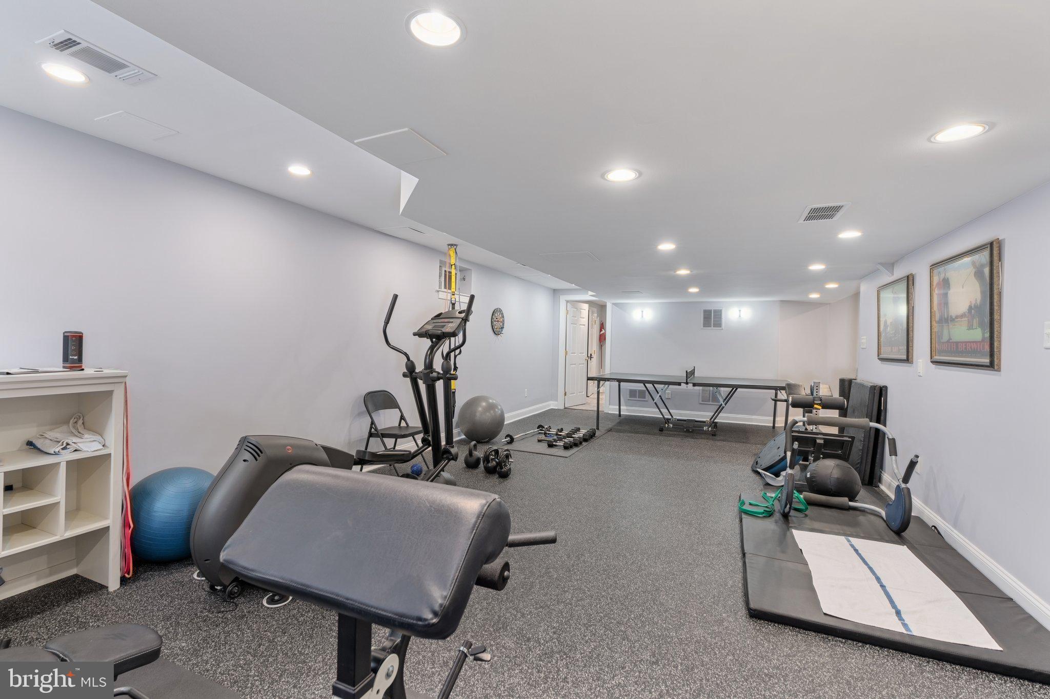 CLEARVIEW ESTS - Residential