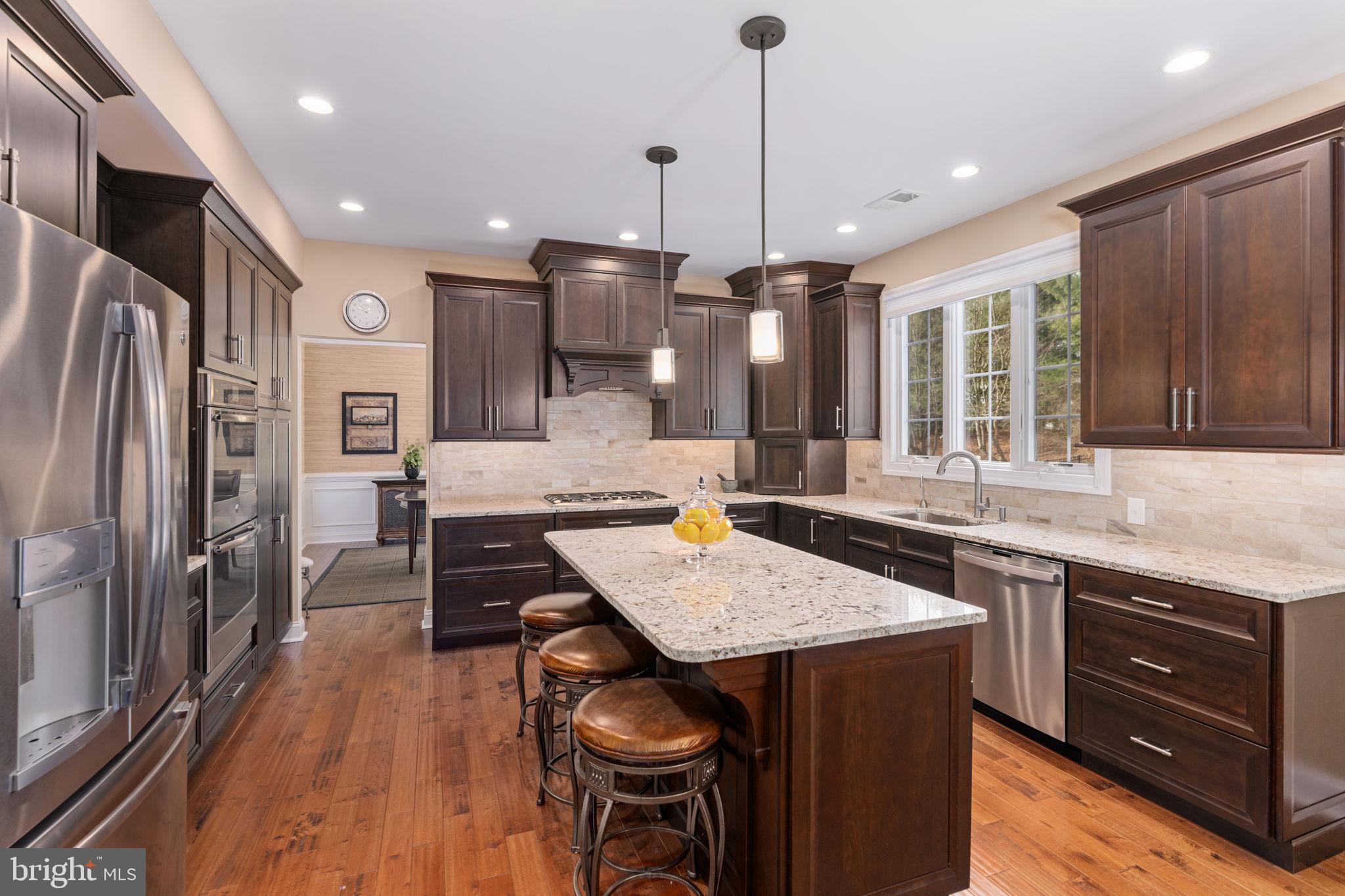 CLEARVIEW ESTS - Residential