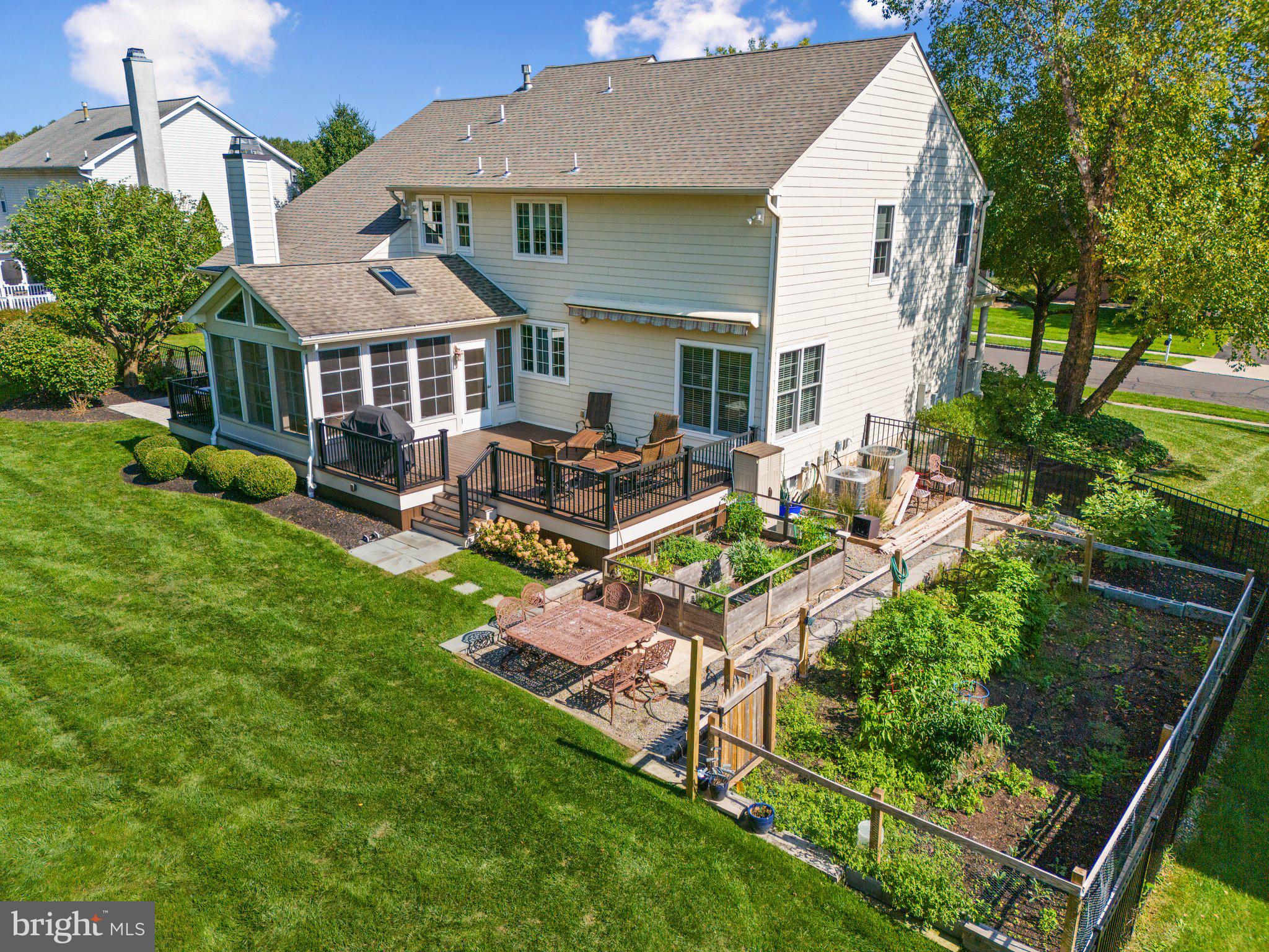 CLEARVIEW ESTS - Residential