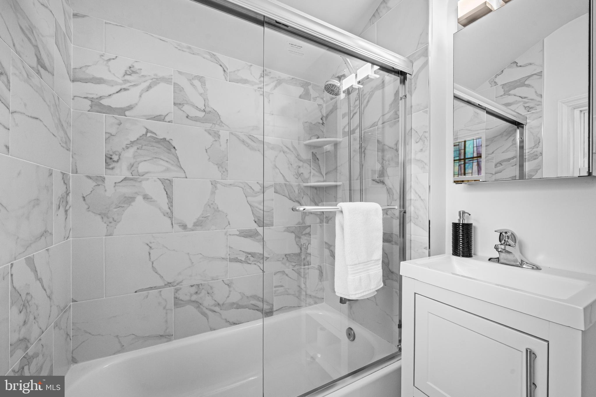 COLUMBIA FOREST - Residential