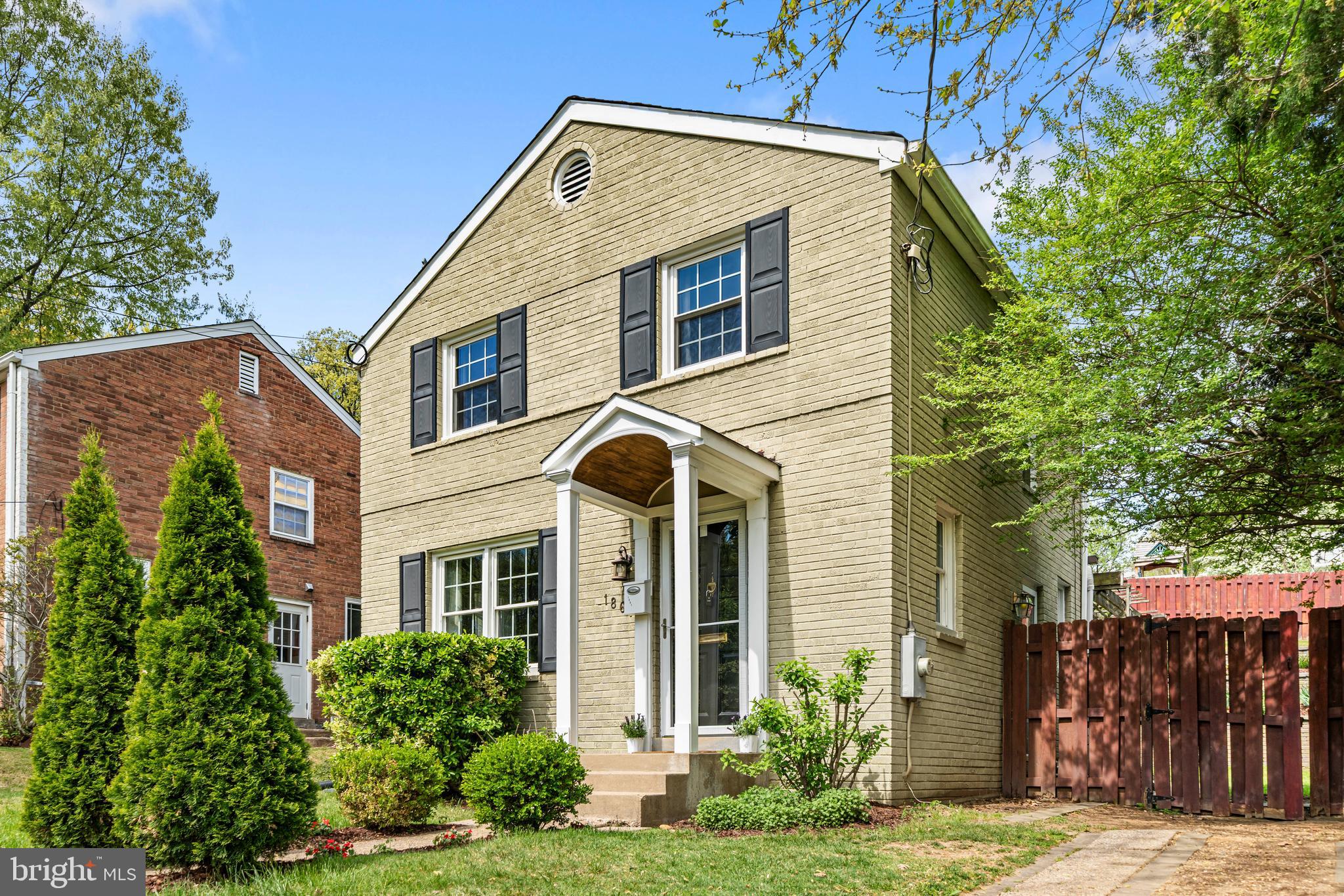 COLUMBIA FOREST - Residential