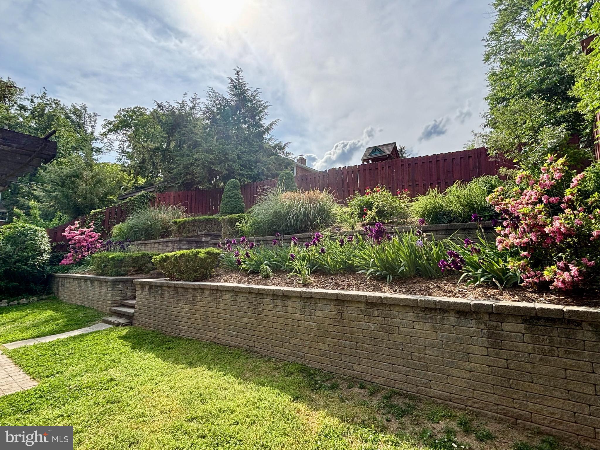 COLUMBIA FOREST - Residential