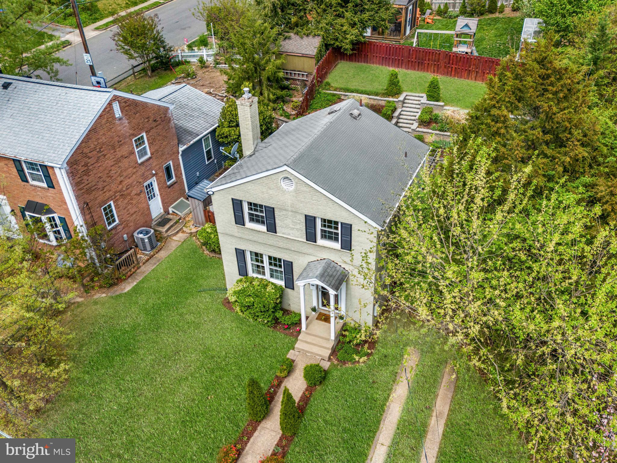 COLUMBIA FOREST - Residential