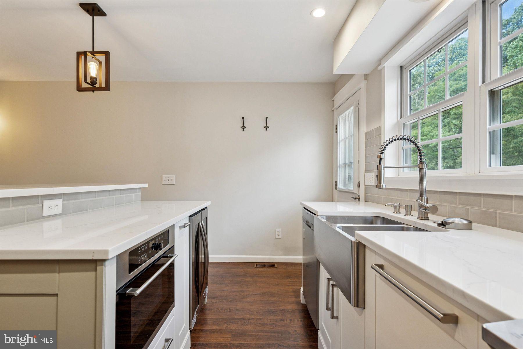 MANAYUNK - Residential Lease