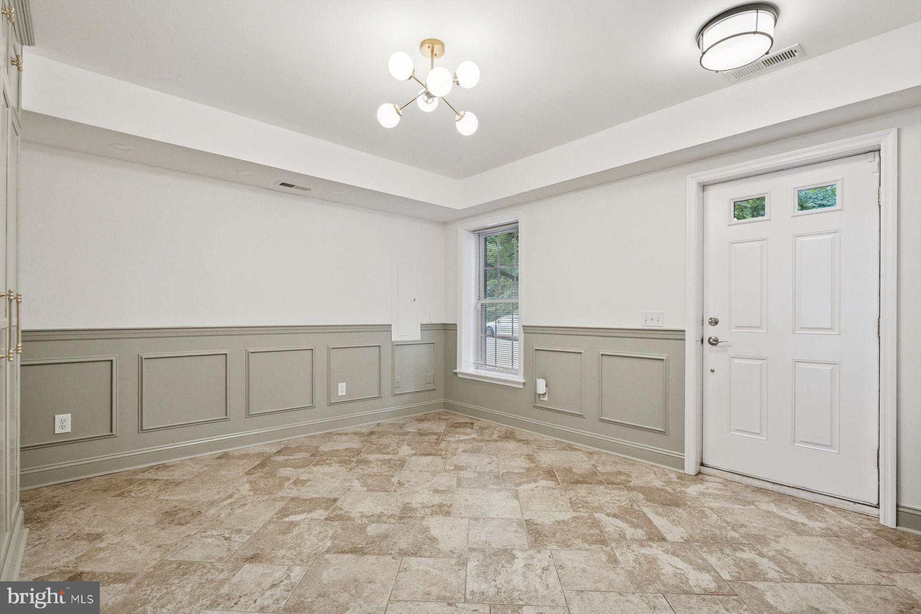 MANAYUNK - Residential Lease