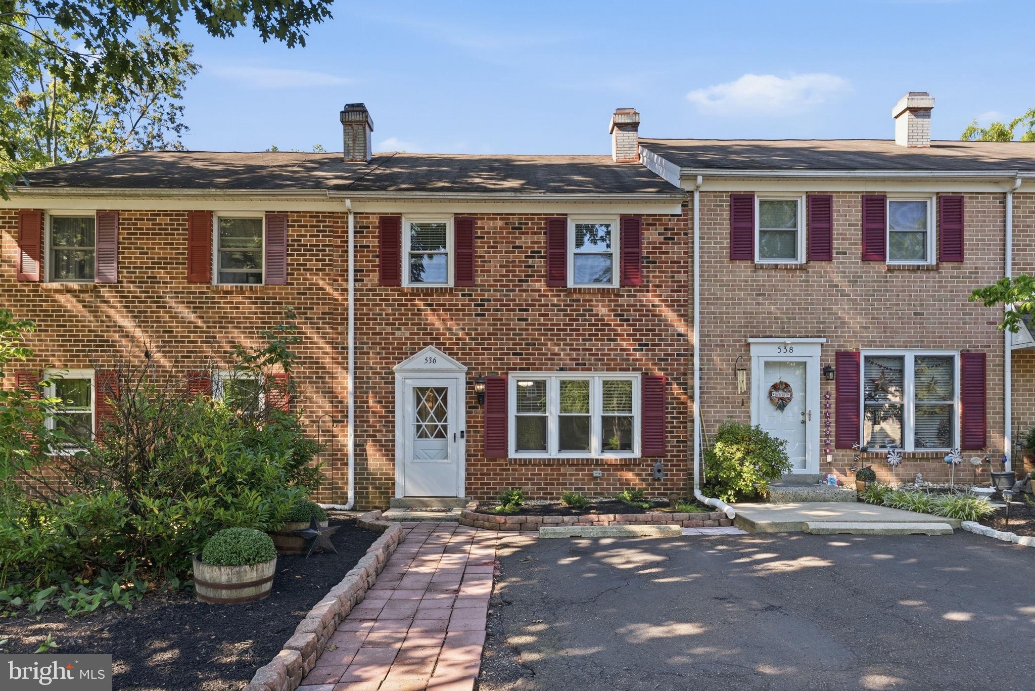 536 PEABODY COURT