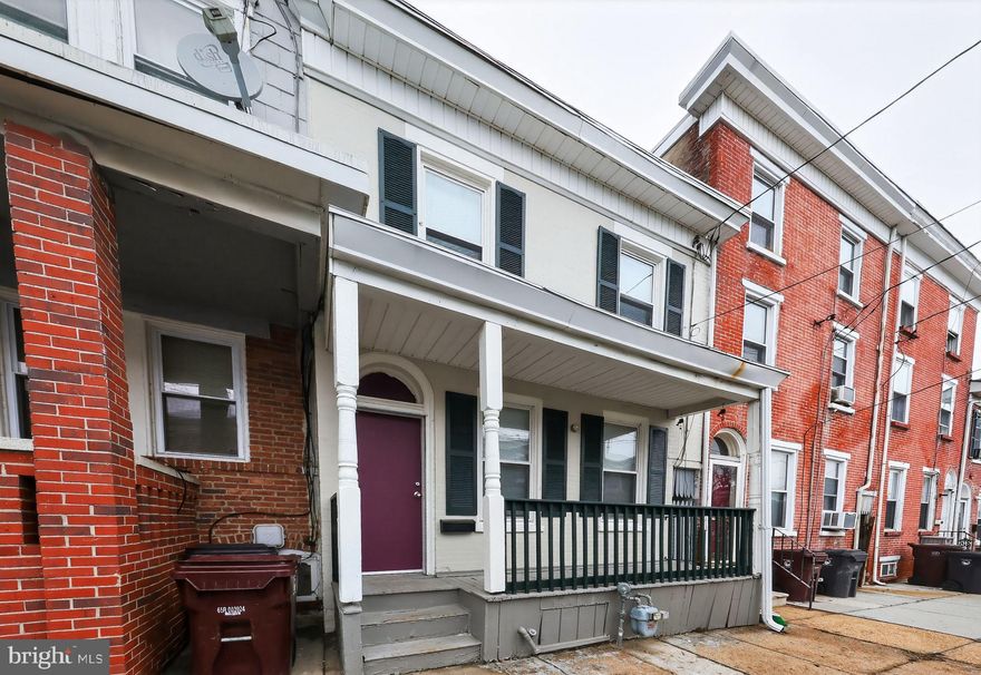 Welcome to Hedgeville, conveniently located on the Southwest side of the City of Wilmington!  A quaint and quiet community brimming with charm and character of yesteryear, with the proximity of the modern amenities along the Riverfront that continue to move the City forward.  Interior, brick row, with covered front porch awaits its next fortunate custodian.  Across the threshold into the vestibule, which leads to great room drenched with natural light, tall ceilings.  graced with chair railing and a beaded edge wainscoting.  LVP supports your every step throughout the main floor.  Kitchen with maple cabinetry, neutral countertops, new gas range, and recessed lights is a great space to create nourishment for friends and family alike.  A discrete den rounds up the main floor living space, and leads to your rear fenced in grassy knoll.  Comfy carpeting whisks you away to the second level, which plays host to three sleeping chambers with thoughtful storage elements to recharge your batteries for the next day ahead!  Full bath with tub/shower combo services this level.  Updated HVAC, hot water tank, electric, replacement windows, and basement water drainage system are just some of the upgrades that make this an attractive residence, meanwhile the price point provides affordability.  Perfect for investor searching for turn key unit to add to existing portfolio or end user looking to move right in for less than rent.  Just in time for the Spring!