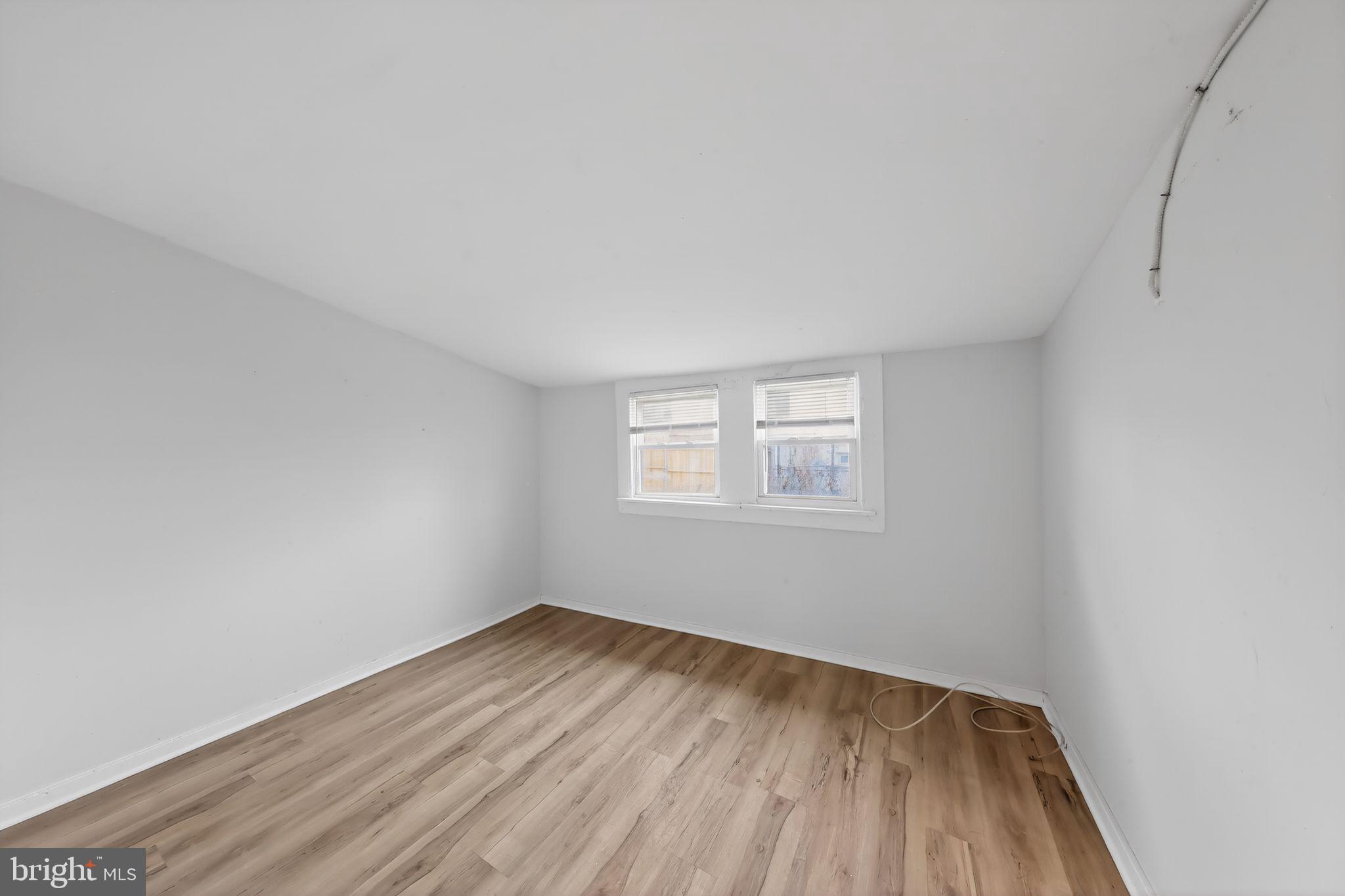 HEDGEVILLE - Residential