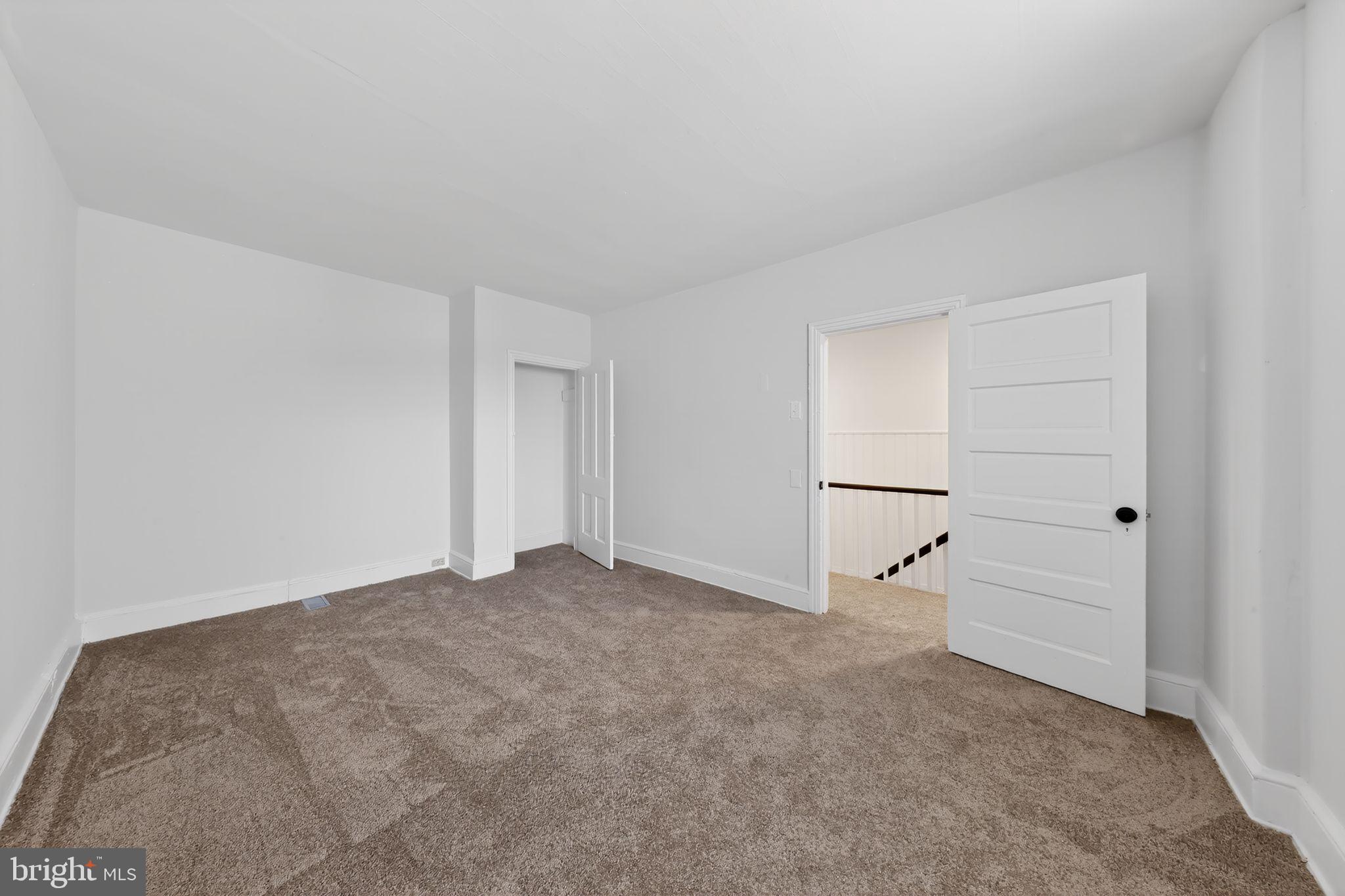 HEDGEVILLE - Residential