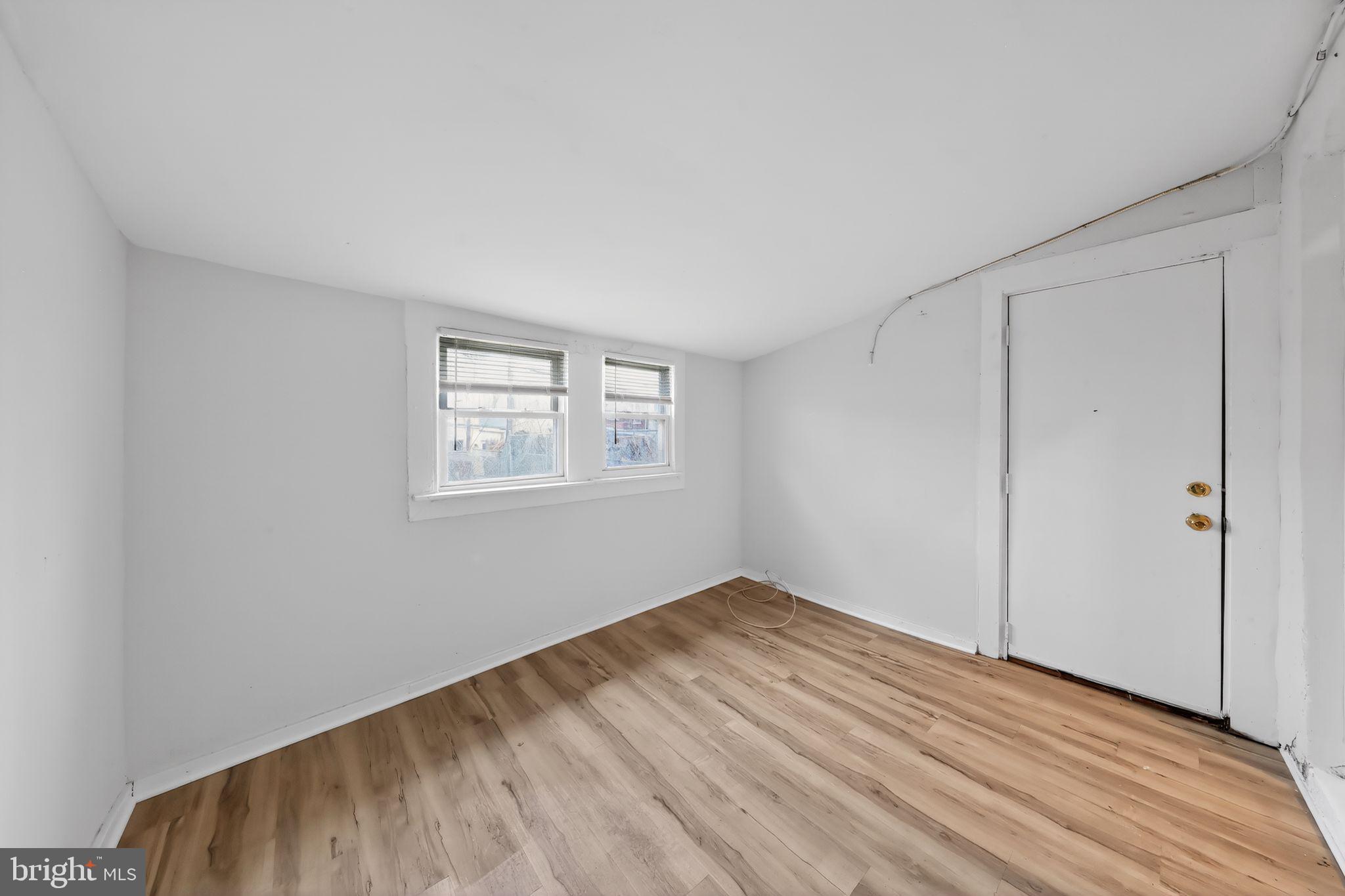 HEDGEVILLE - Residential