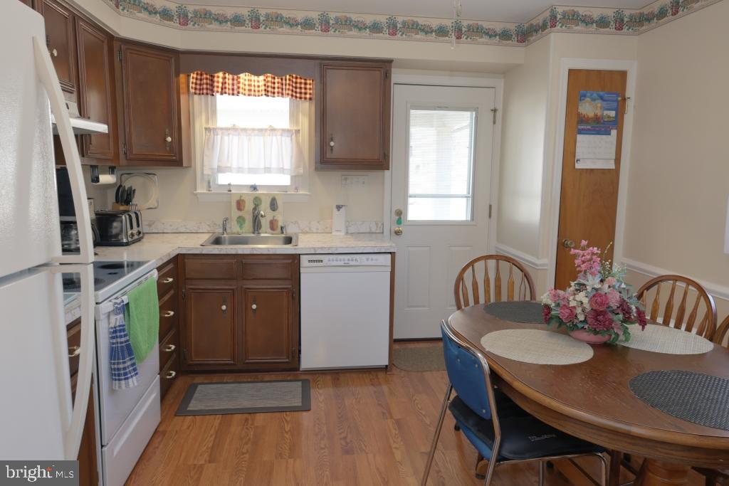 BEANTOWN PARK - Residential