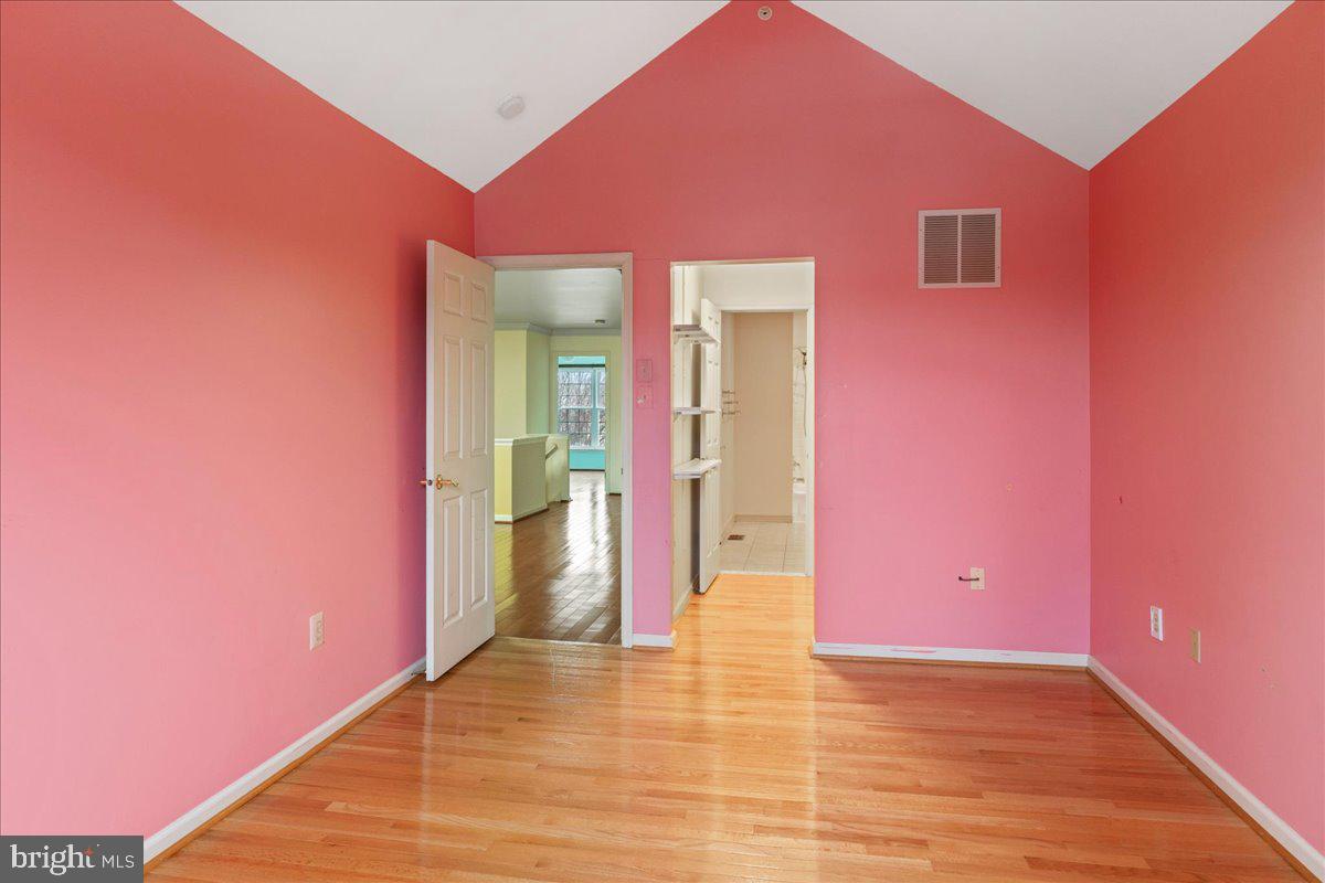 WARRINGTON HUNT - Residential