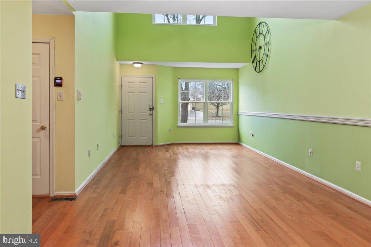 WARRINGTON HUNT - Residential