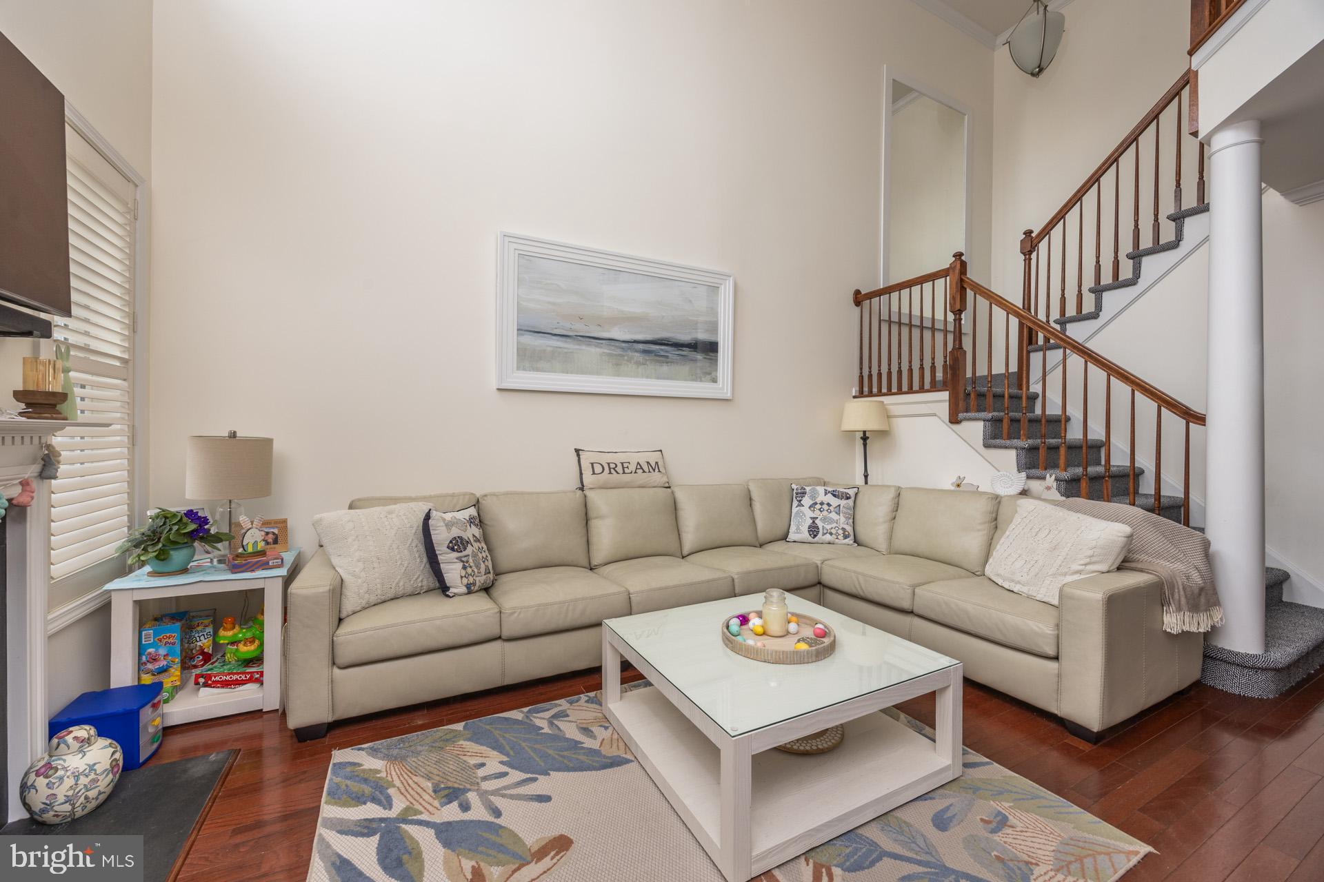 206 SPRINGDALE CT 206