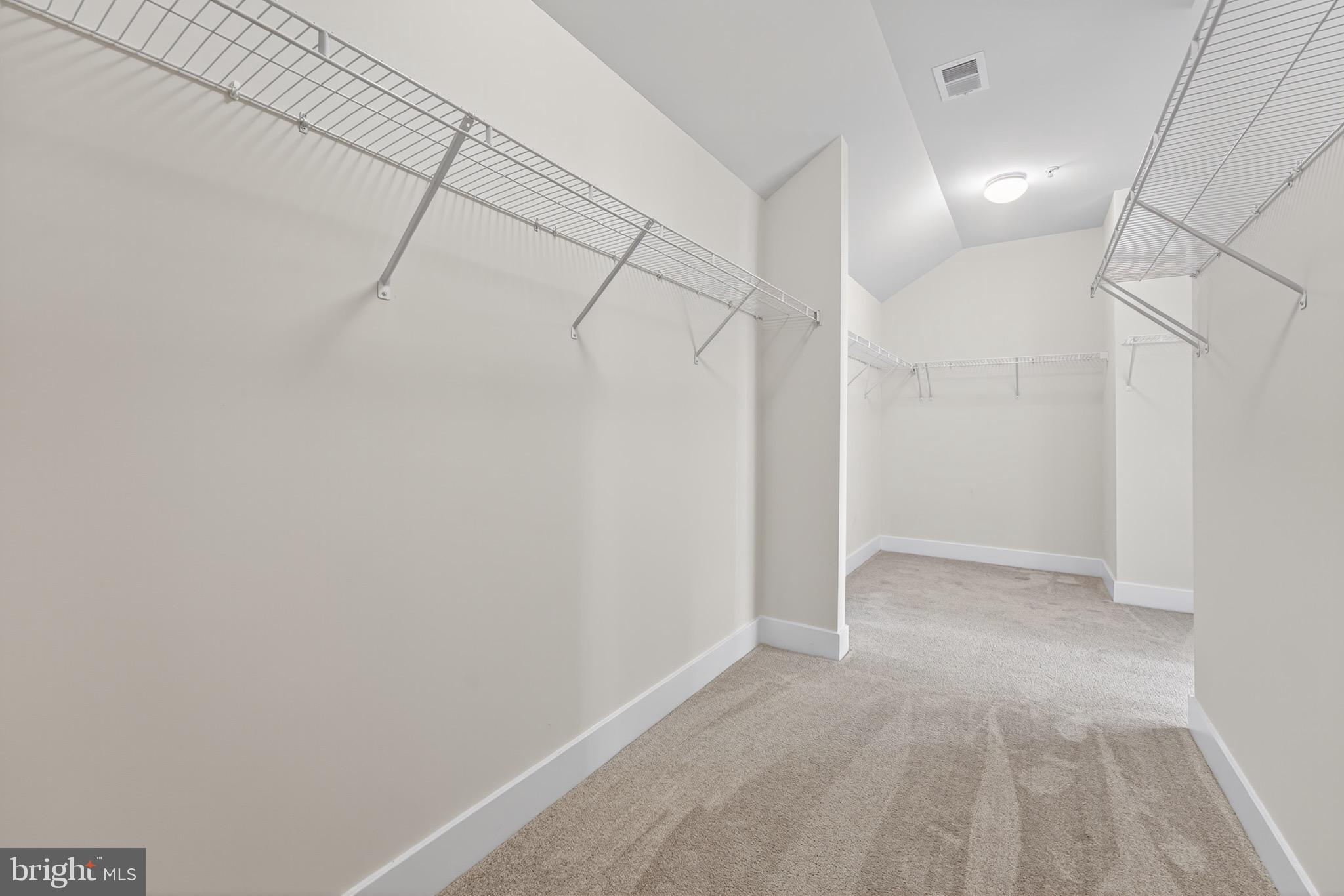 SIGNATURE CLUB - Residential