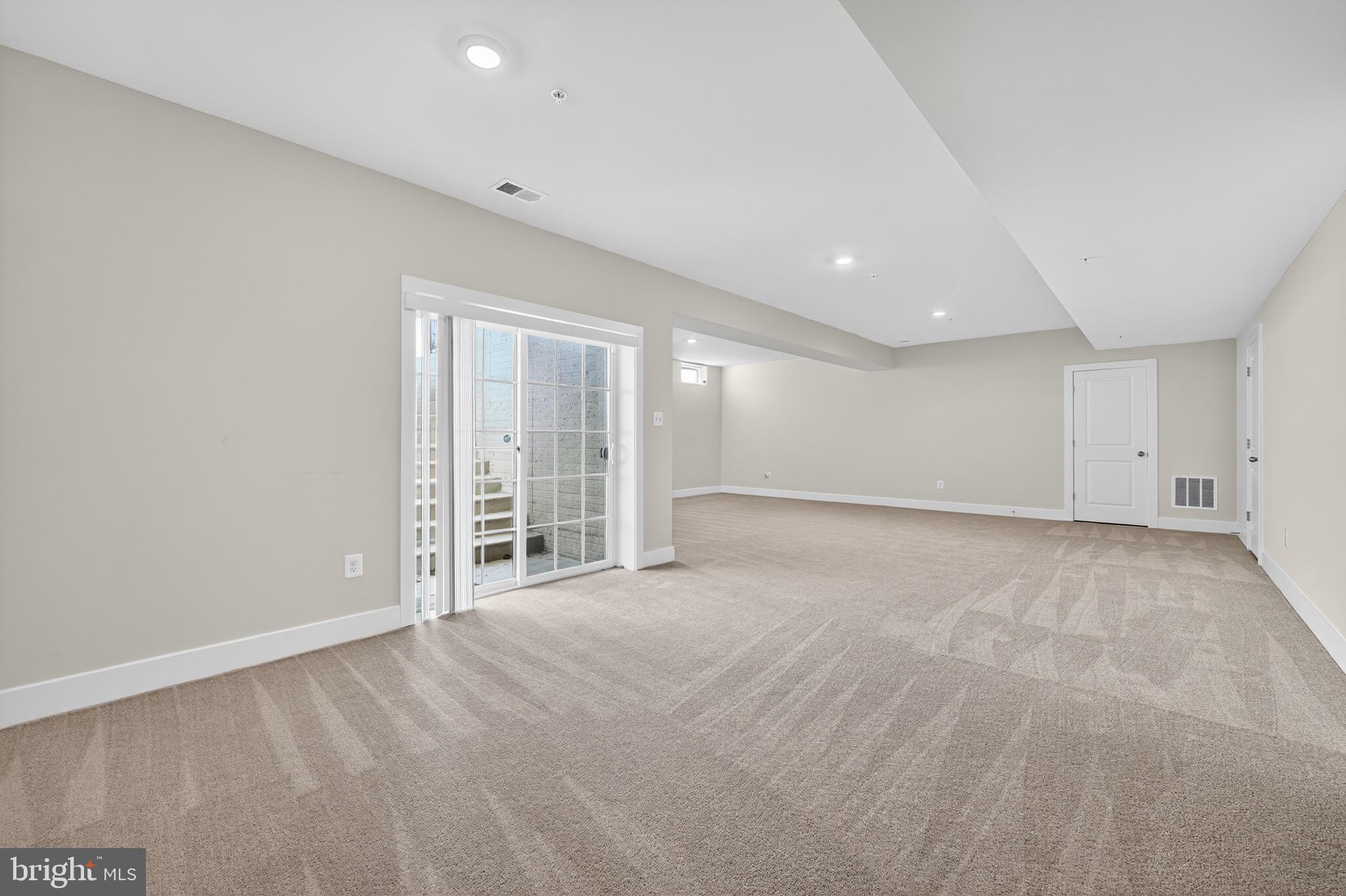 SIGNATURE CLUB - Residential