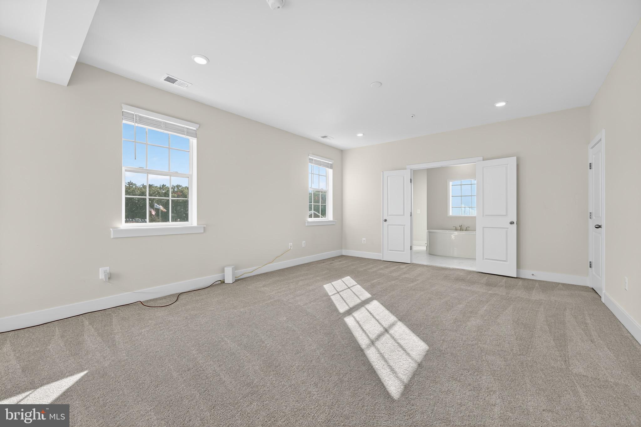 SIGNATURE CLUB - Residential