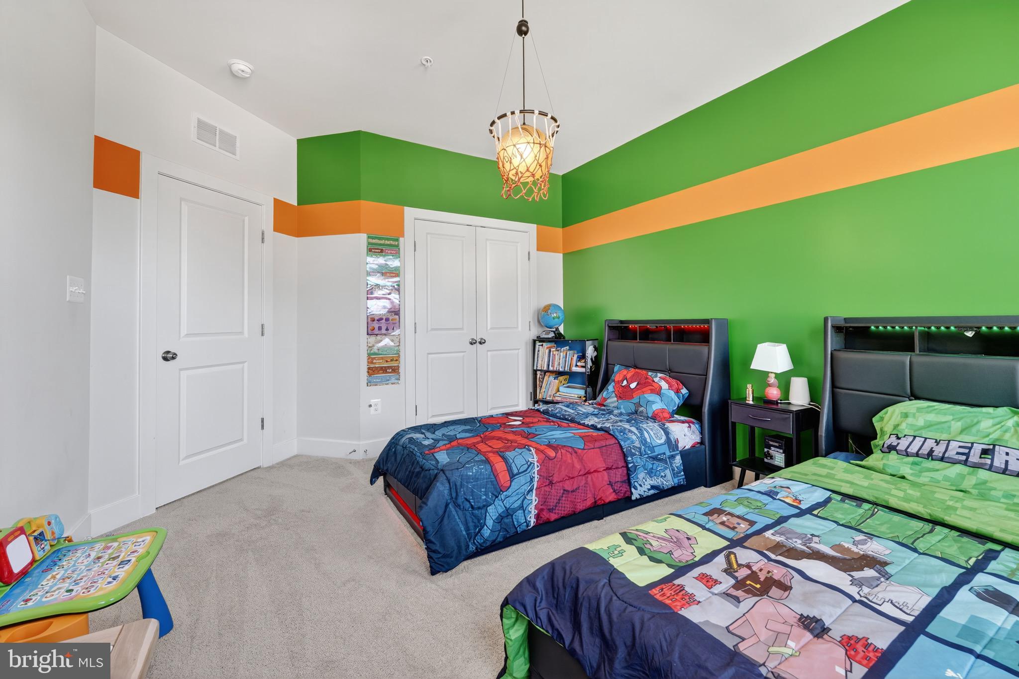 SIGNATURE CLUB - Residential