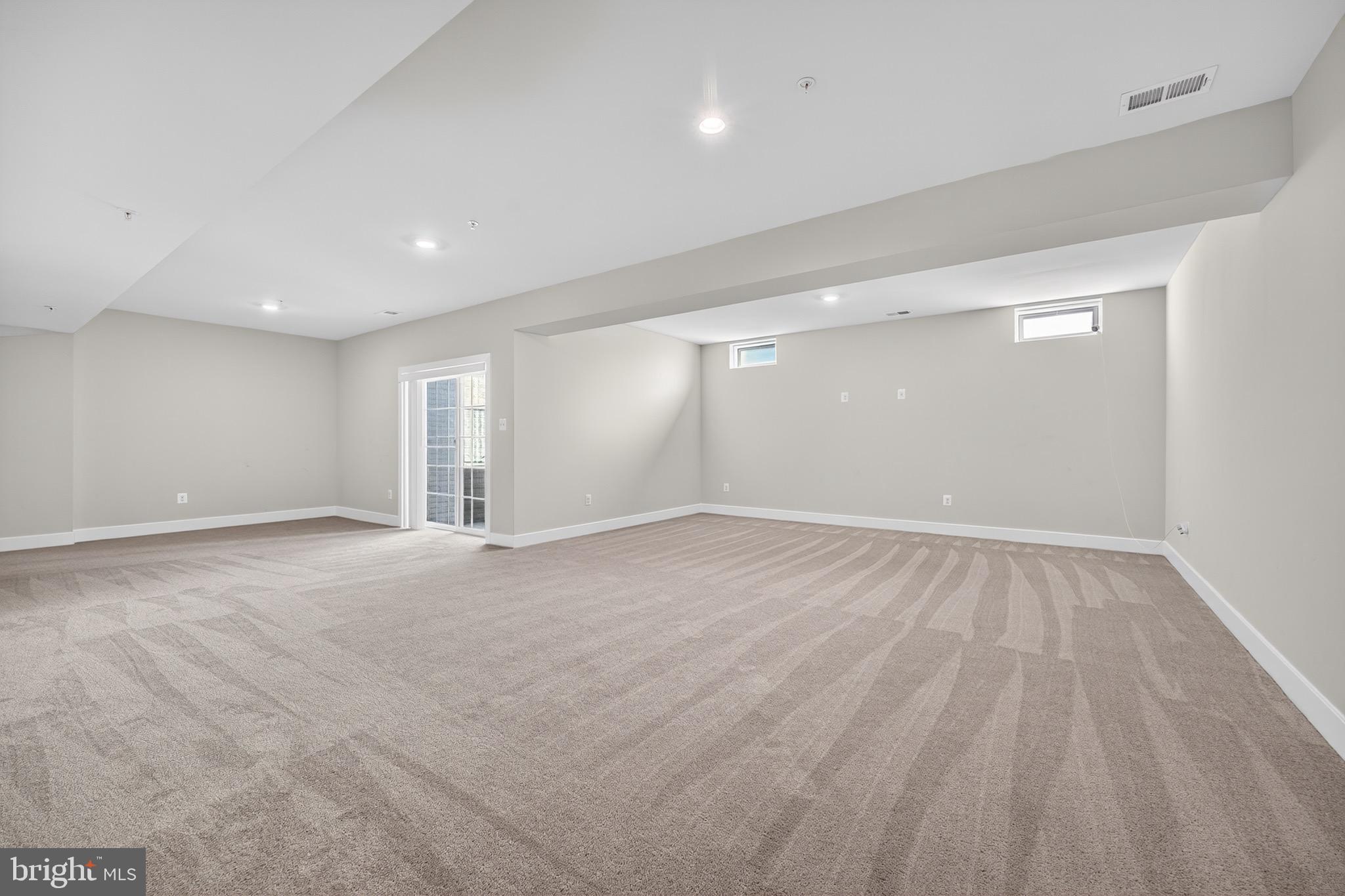 SIGNATURE CLUB - Residential