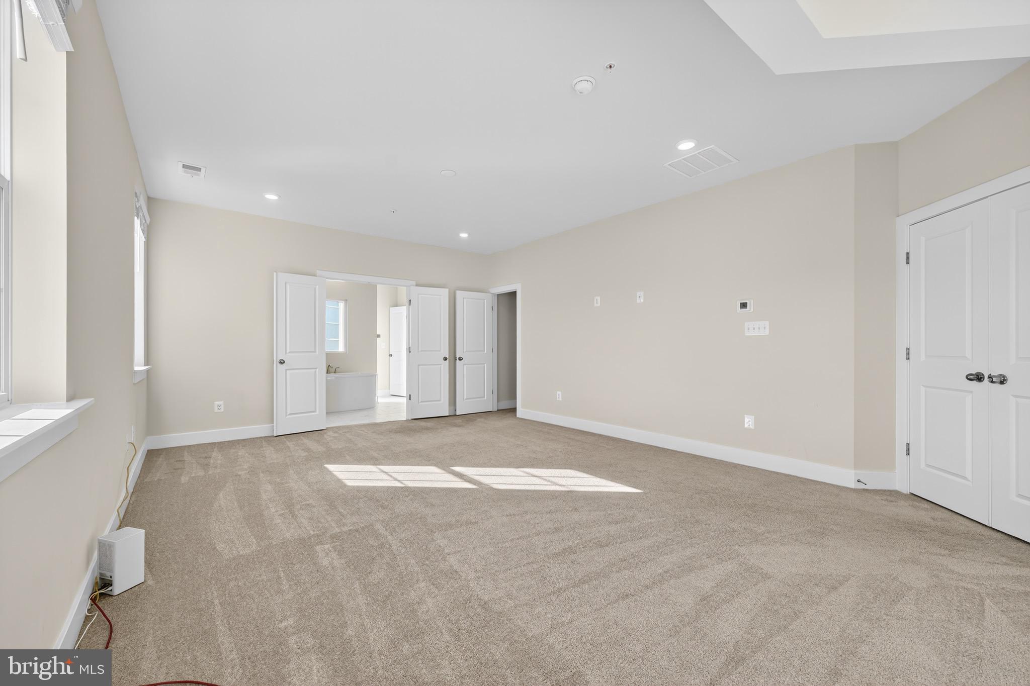 SIGNATURE CLUB - Residential