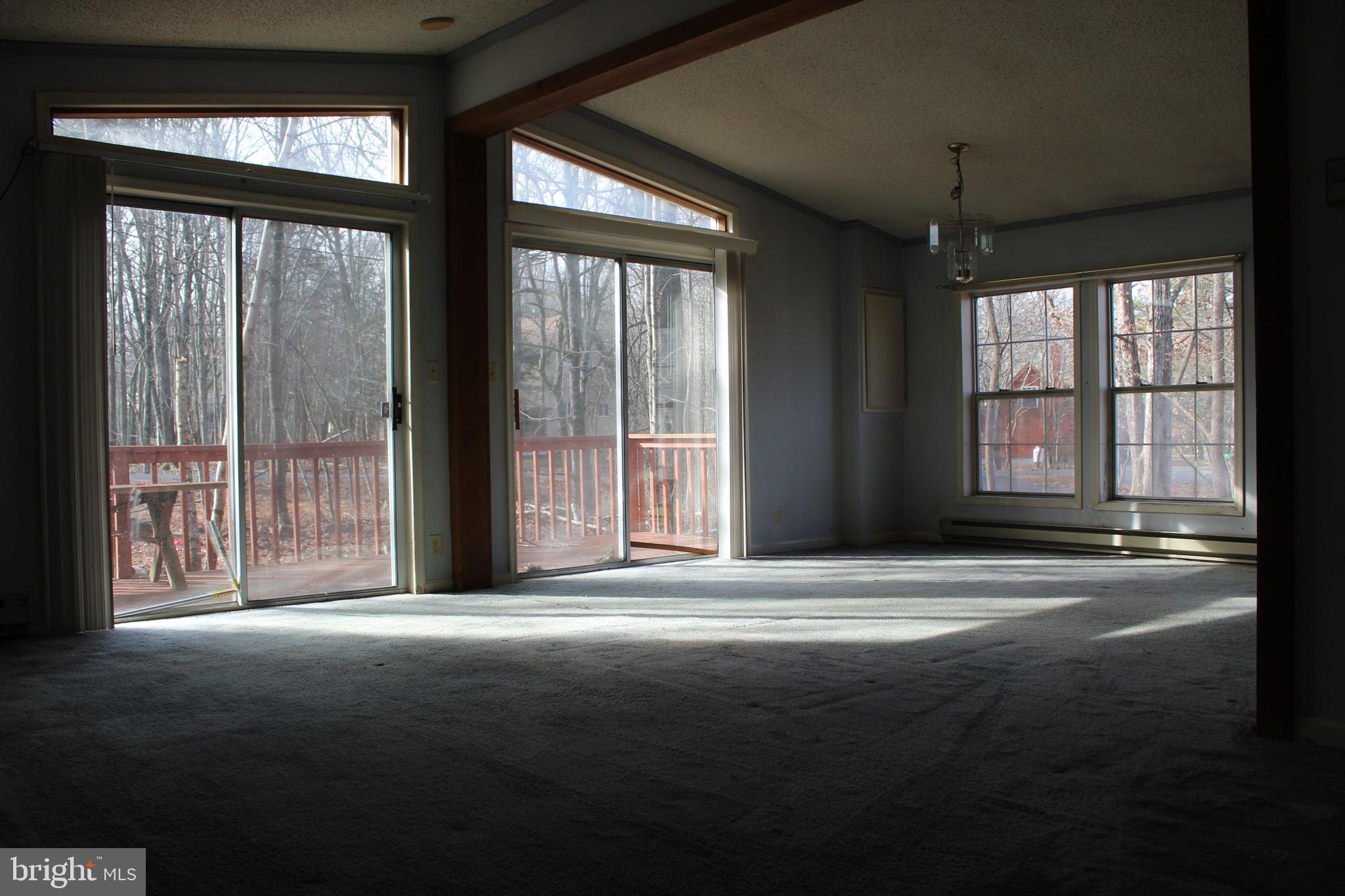 TOWEMENSING TRAILS - Residential