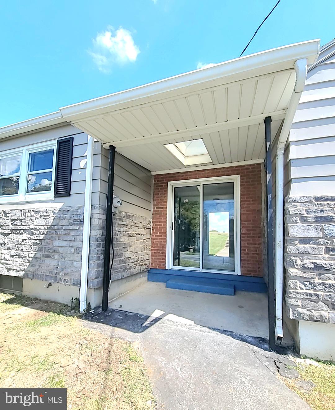 411 INDIAN MANOR DRIVE