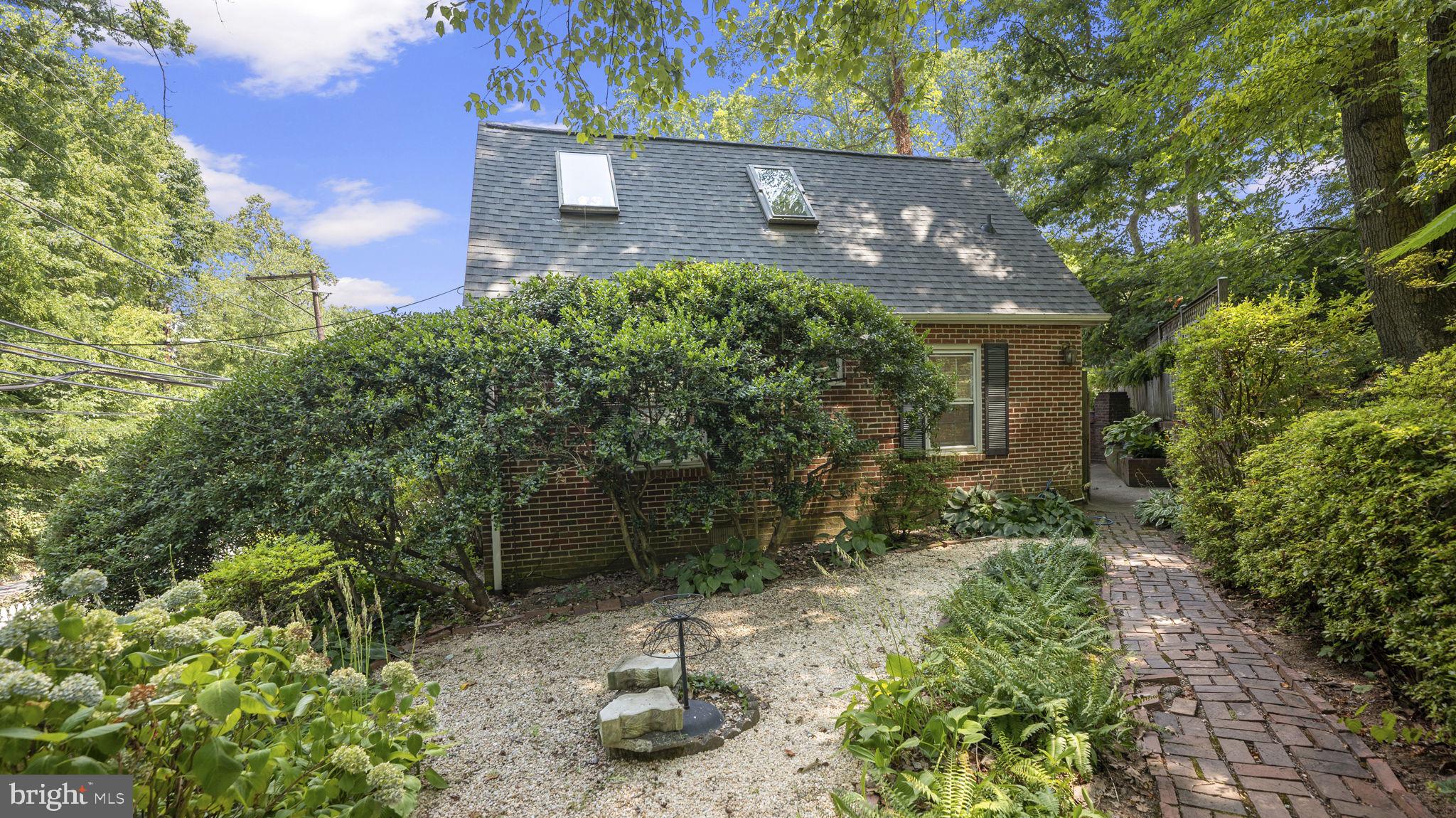 NORTHWOOD PARK - Residential