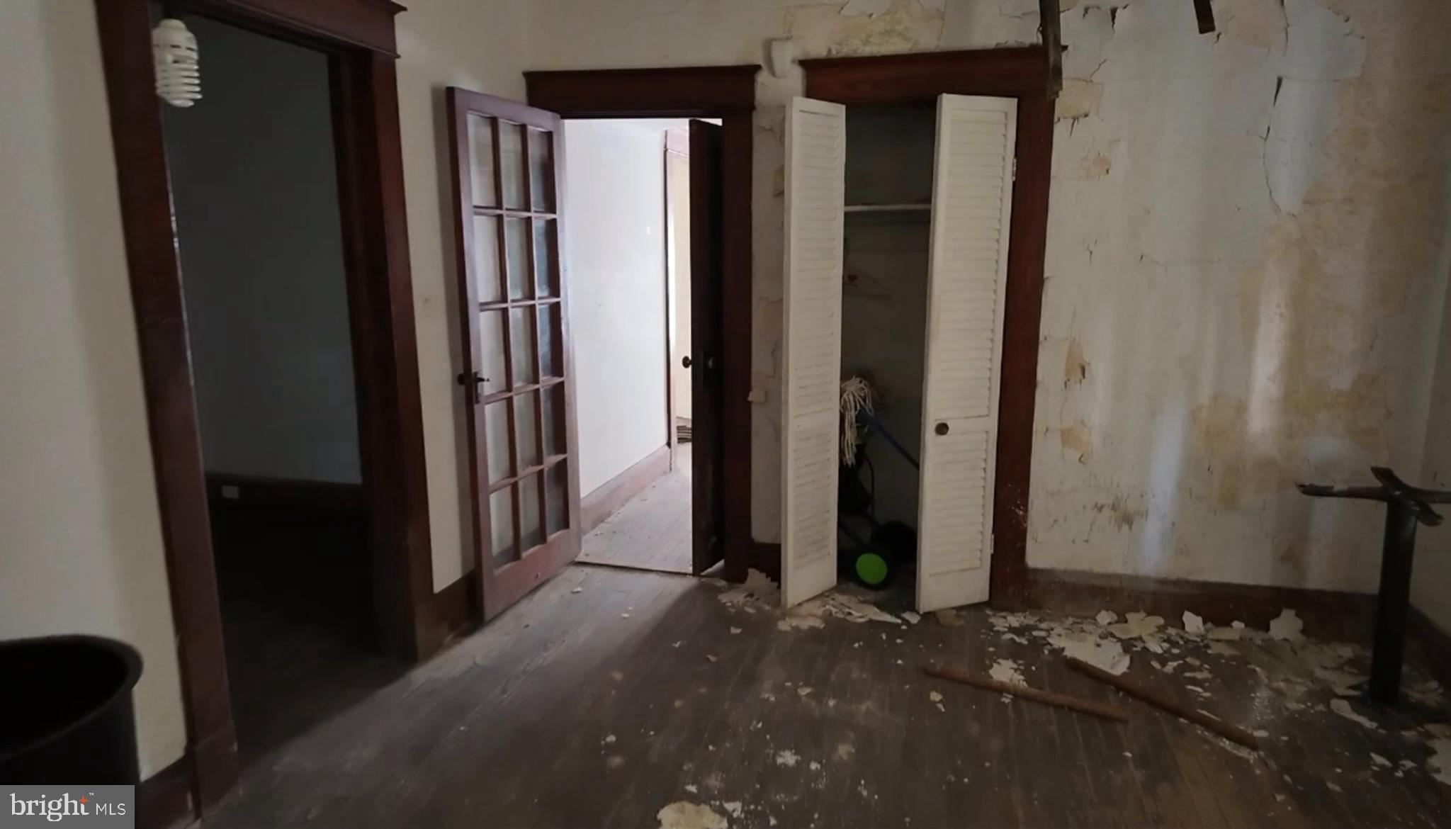 HAMILTON HEIGHTS - Residential Income