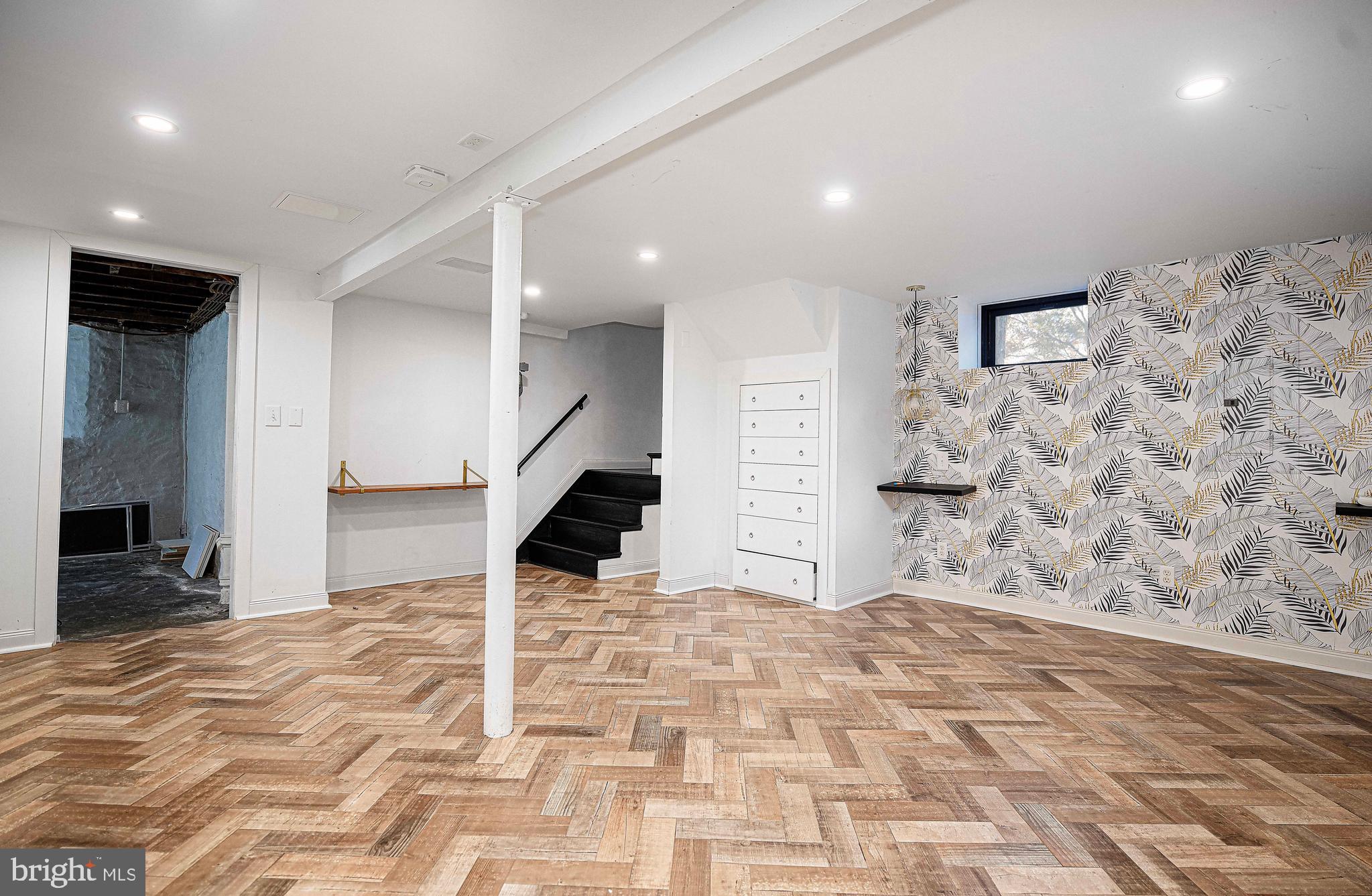 BELVEDERE SQUARE - Residential