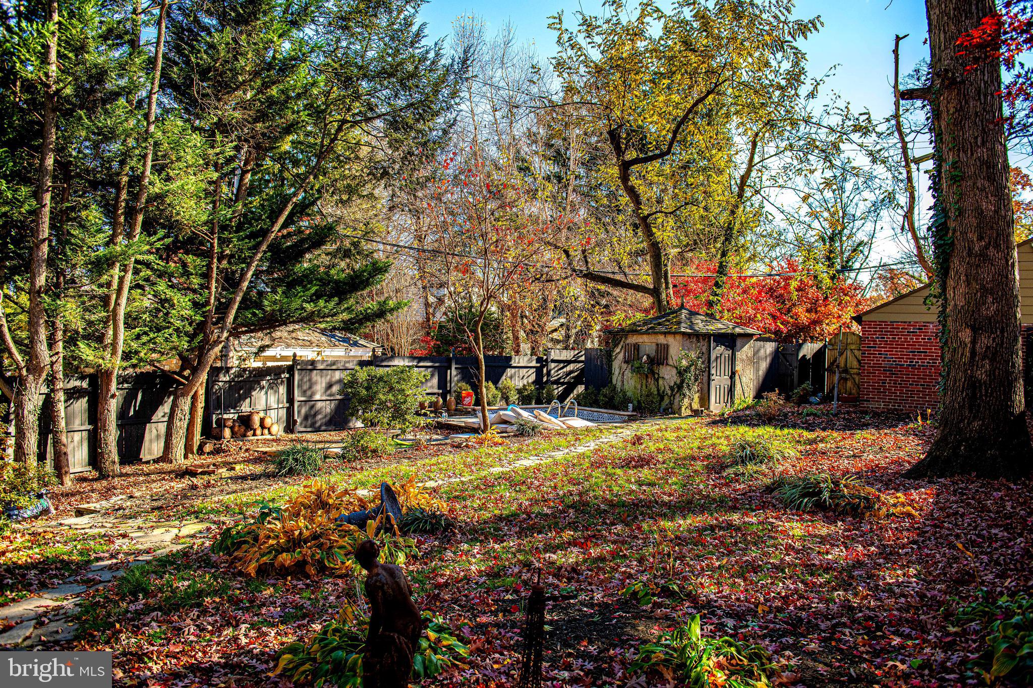 BELVEDERE SQUARE - Residential