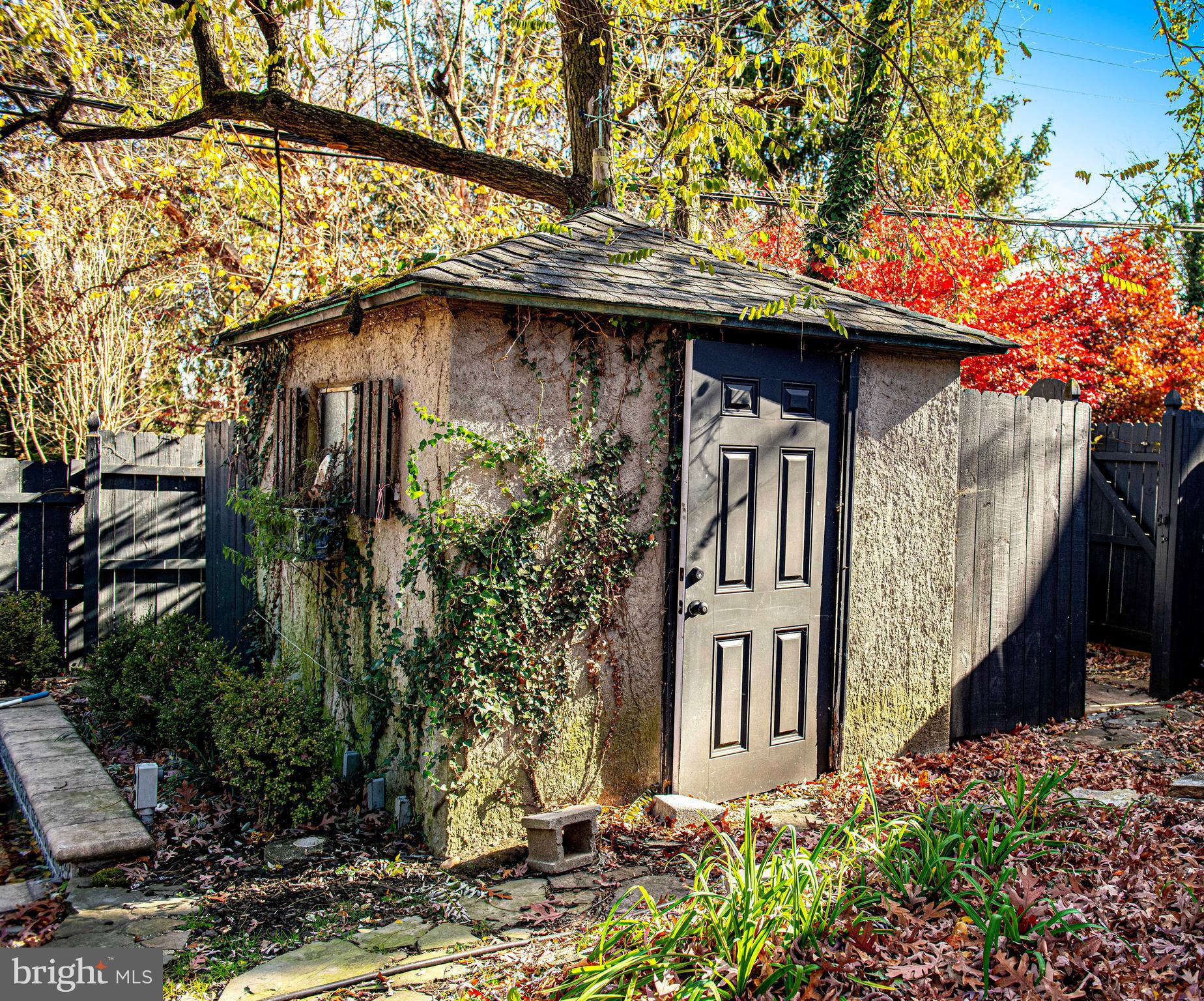 BELVEDERE SQUARE - Residential