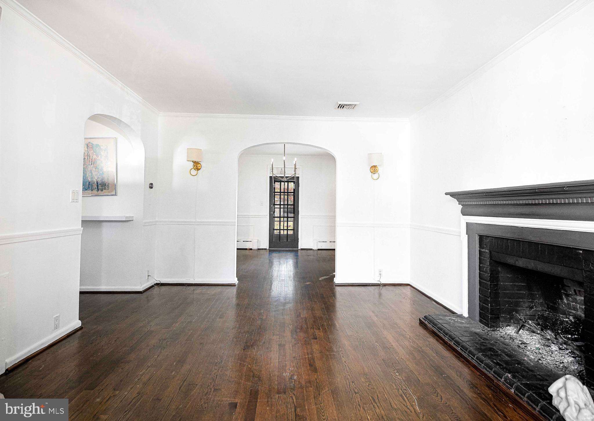 BELVEDERE SQUARE - Residential