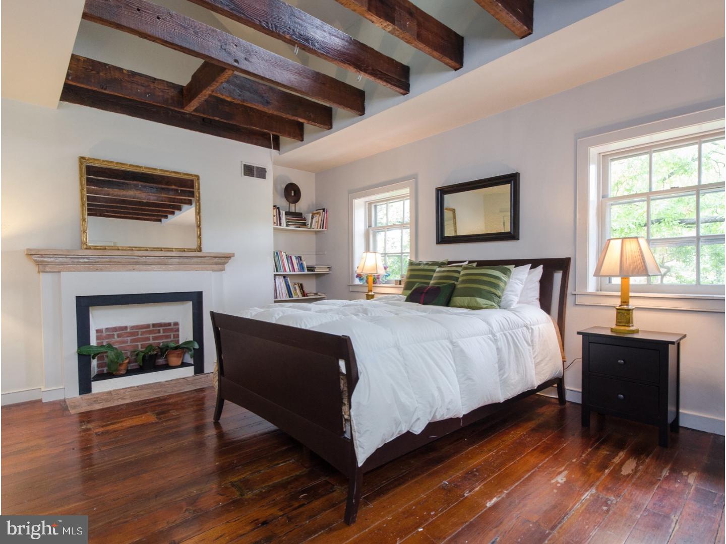 SOCIETY HILL - Residential