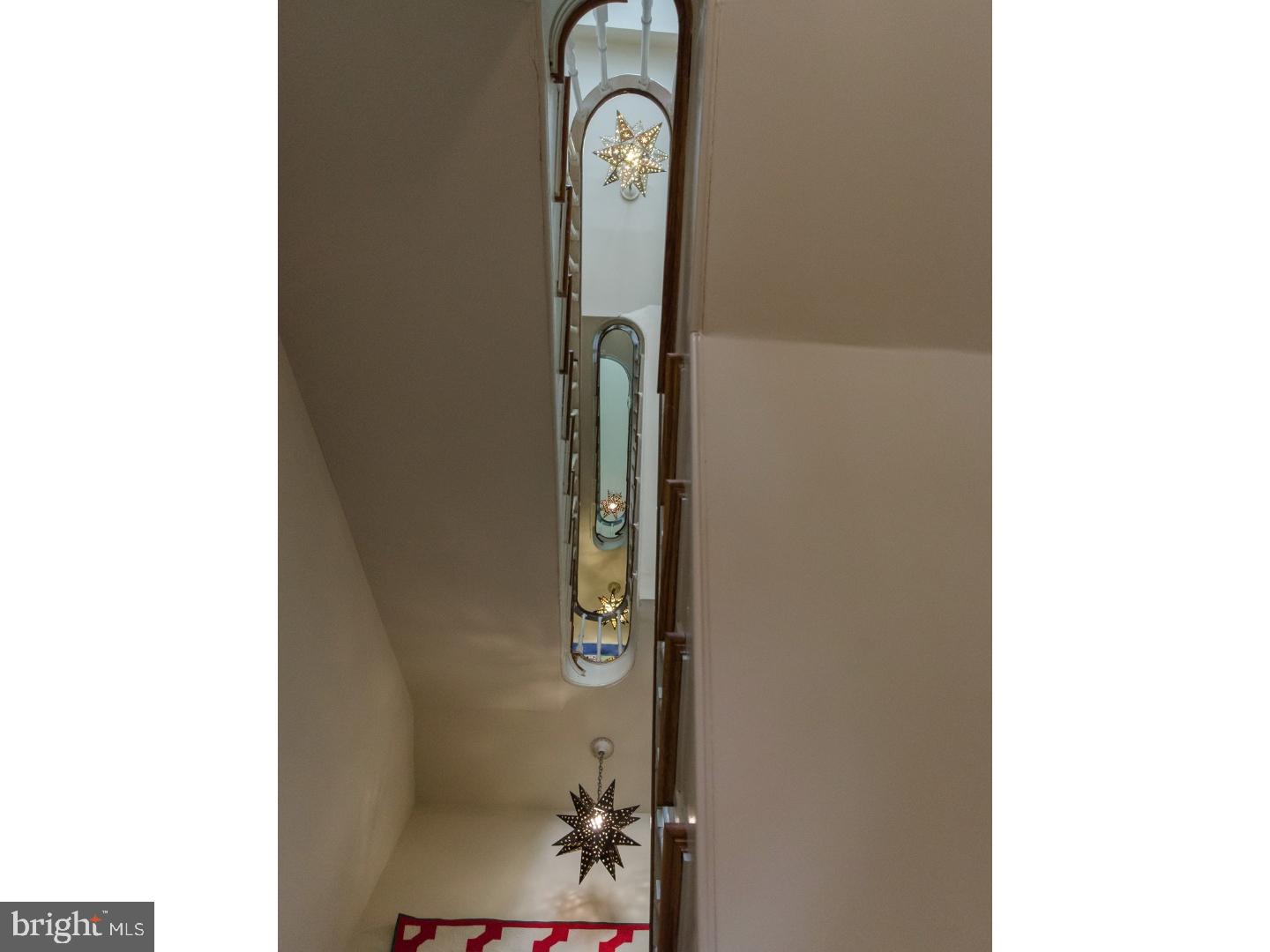 SOCIETY HILL - Residential