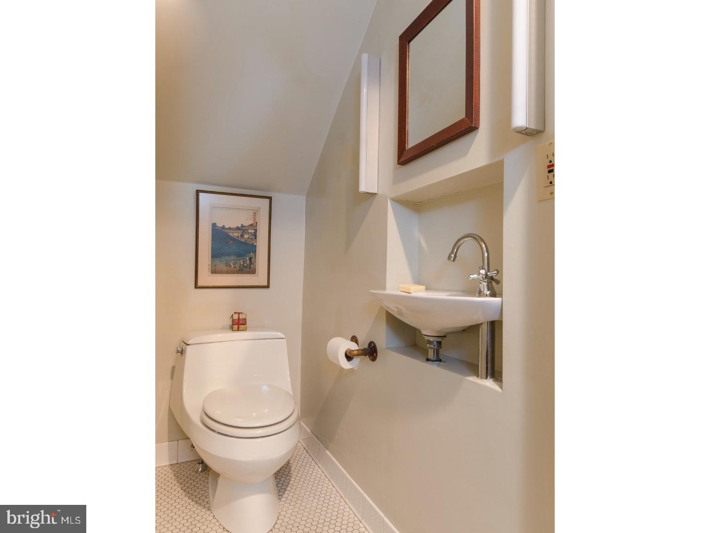 SOCIETY HILL - Residential