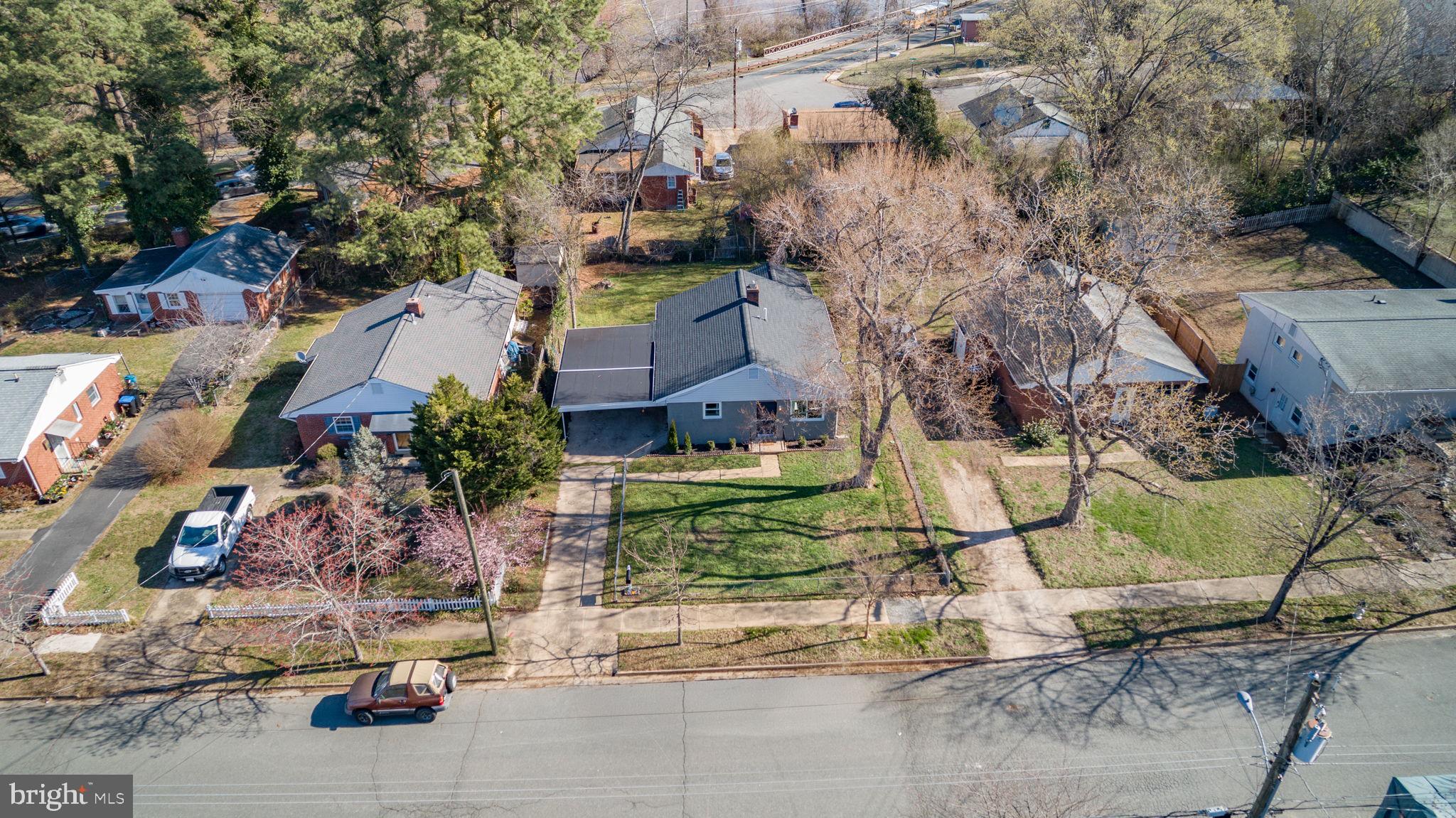 NORMANDY VILLAGE - Residential