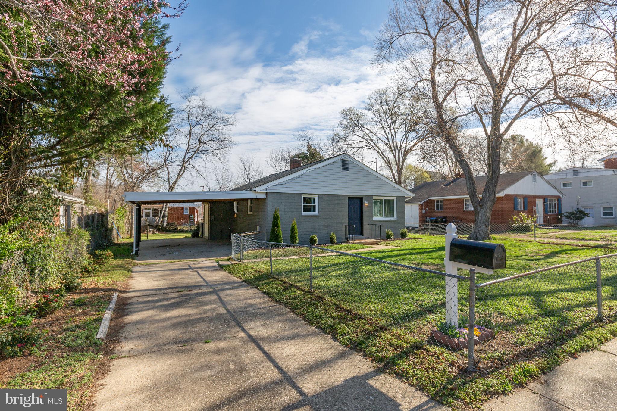 NORMANDY VILLAGE - Residential