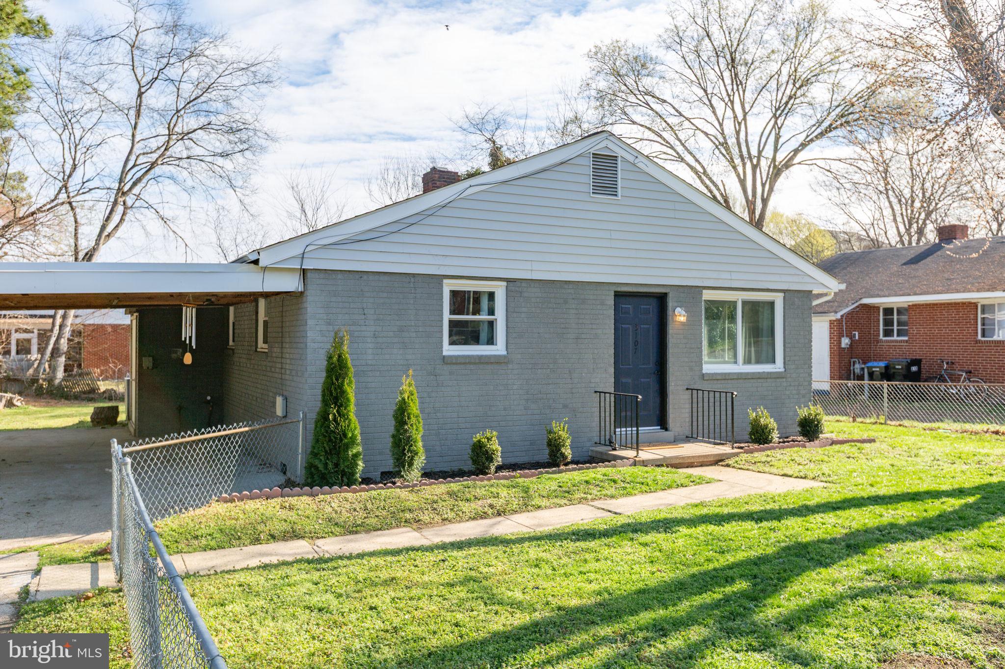 NORMANDY VILLAGE - Residential