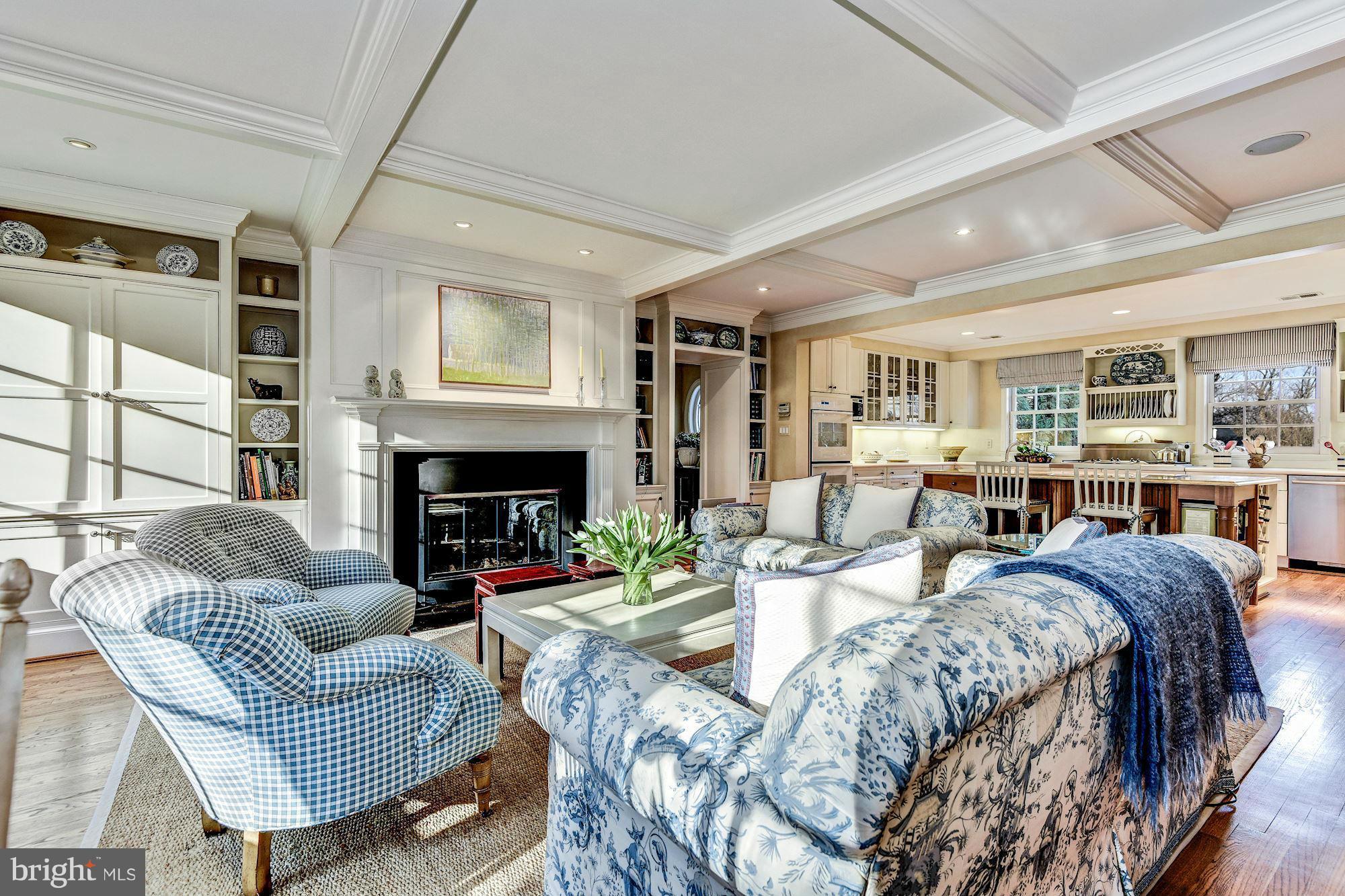 SPRING VALLEY - Residential